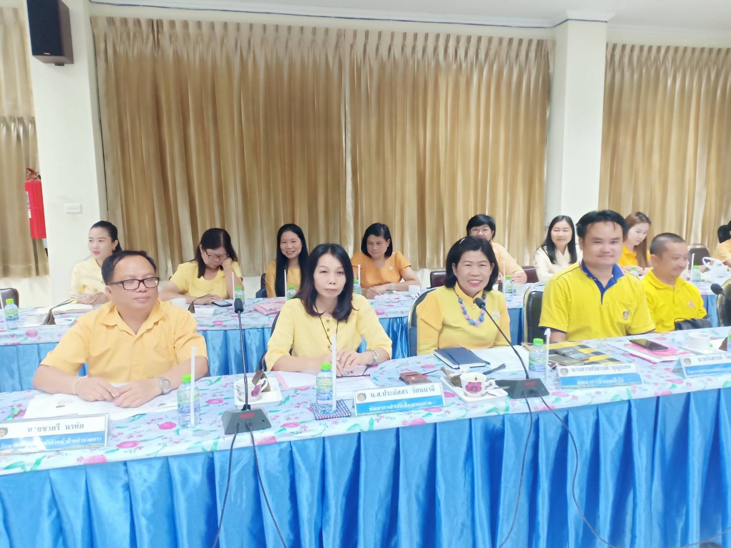 ผู้ว่าฯหนองคาย พร้อมด้วย รองผู้ว่าฯ มอบแนวทางการดำเนินงานการขับเคลื่อนงานพัฒนาชุมชน ประจำปีงบประมาณ พ.ศ.2563