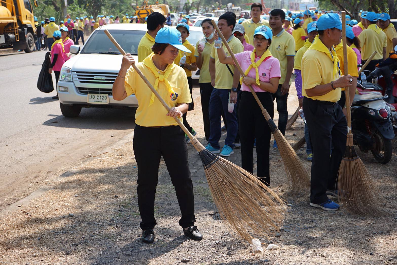 พช.หนองคาย ร่วมกิจกรรมจิตอาสา ถวายเป็นพระราชกุศล เนื่องในวันปิยมหาราช