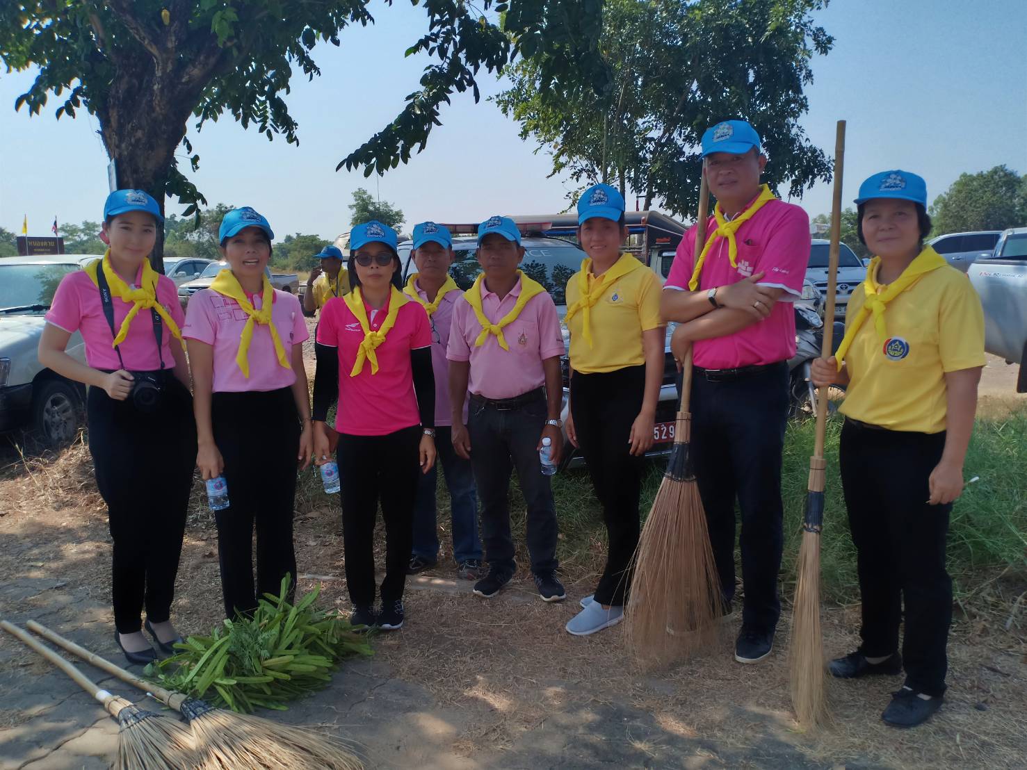 พช.หนองคาย ร่วมกิจกรรมจิตอาสา ถวายเป็นพระราชกุศล เนื่องในวันปิยมหาราช