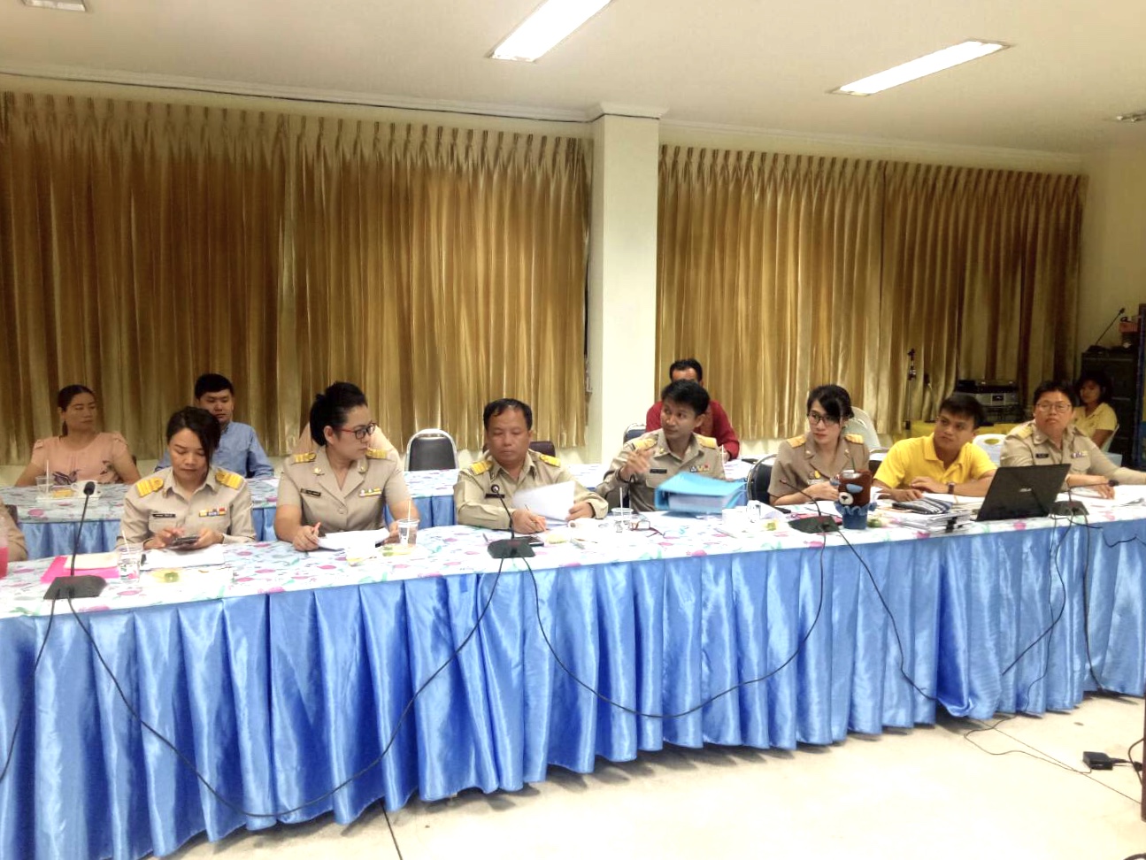 “รองฯ ศุภกร” เป็นประธาน ประชุม คณะกรรมการขับเคลื่อนศูนย์แสดงและจำหน่ายผลิตภัณฑ์ OTOP จังหวัดหนองคาย ครั้งที่ 2/2562