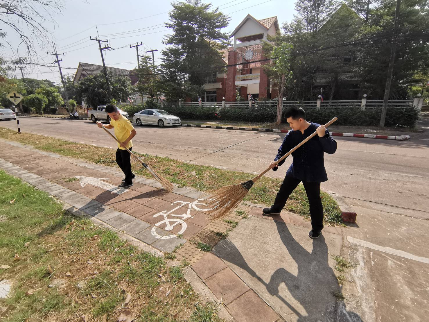 พช.หนองคาย ร่วมกิจกรรมตามแผนปฏิบัติการโครงการบ้านสวย เมืองงาม “หนองคายเมืองท่องเที่ยวและน่าอยู่ ริมฝั่งโขง” ประจำวันพุธที่ 6 พ.ย. 62