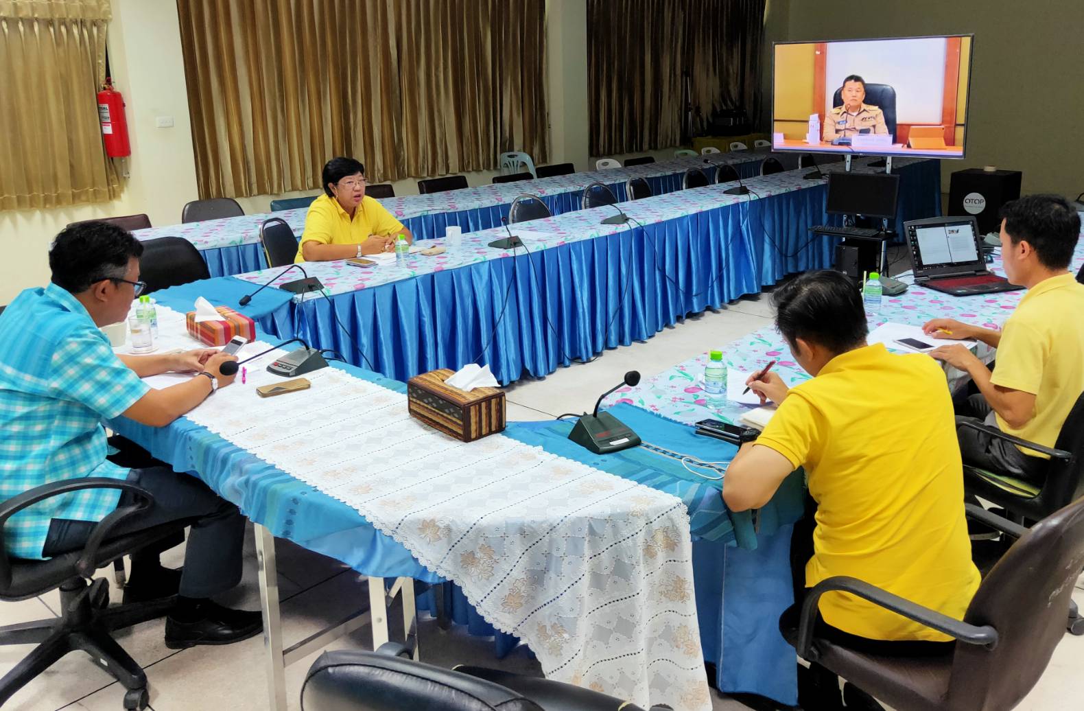 พช.หนองคาย ร่วมรับฟังการประชุมกรมการพัฒนาชุมชน ครั้งที่ 11/2562 ผ่านระบบ TV. พช.