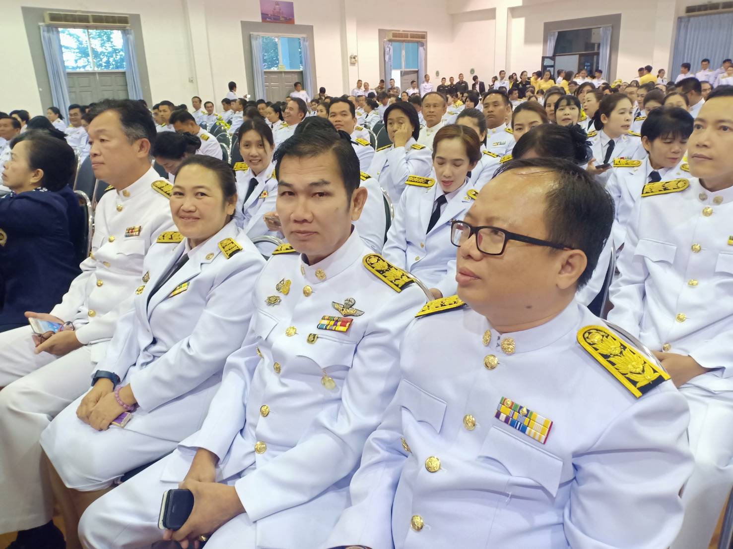 พช.หนองคาย ร่วมพิ ธีถวายราชสักการะน้อมรำลึกในพระมหากรุณาธิคุณพระบาทสมเด็จพระบรมชนิกาธิเบศร มหาภูมิพลอดุลยเดชมหาราช บรมนาถบพิตร เนื่องในวันพระบิดาแห่งฝนหลวง ประจำปี 2562