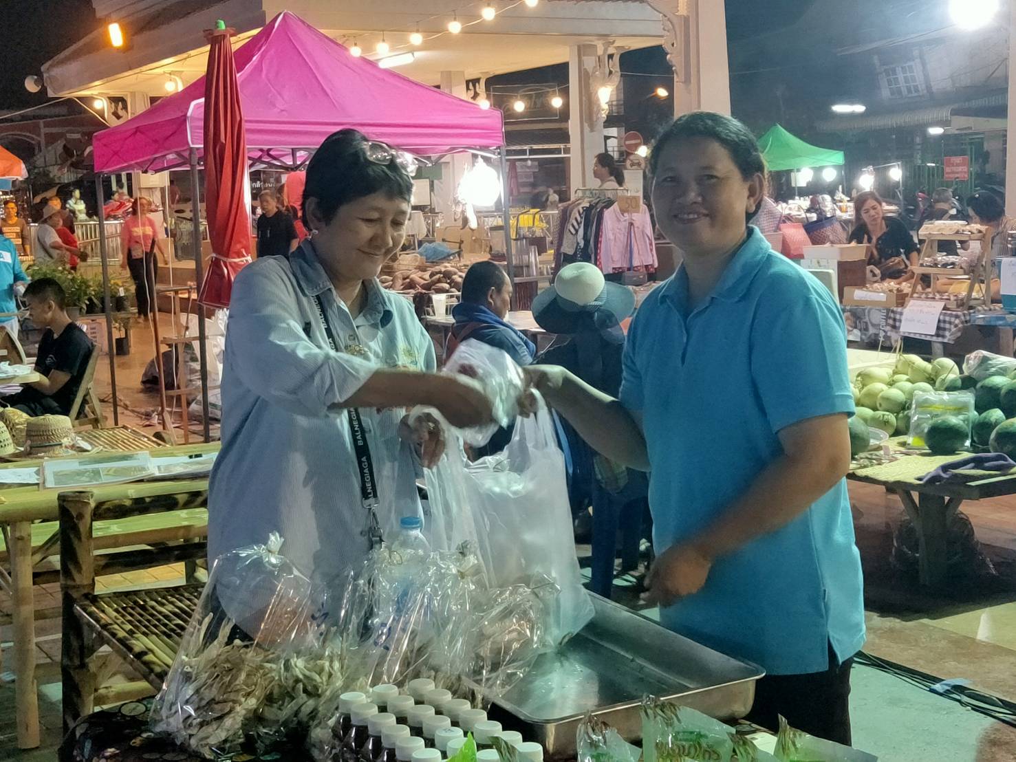 ? “เดิน กิน ชิม เที่ยว” จังหวัดหนองคาย วันที่ 3 (24 ธันวาคม 2562)