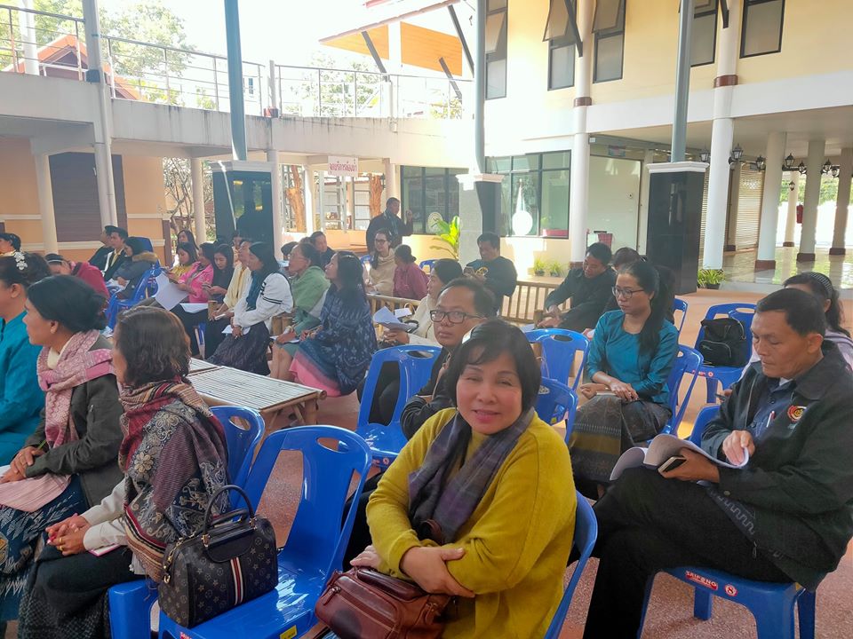 พช.หนองคาย ประชุมคณะกรรมการและคณะทำงานโครงการ สตรีหนองคายส่งเสริมการมีส่วนร่วม สืบสาน อนุรักษ์ศิลป์ ผ้าถิ่นไทย ดำรงไว้ในแผ่นดิน ครั้งที่ 1/2562