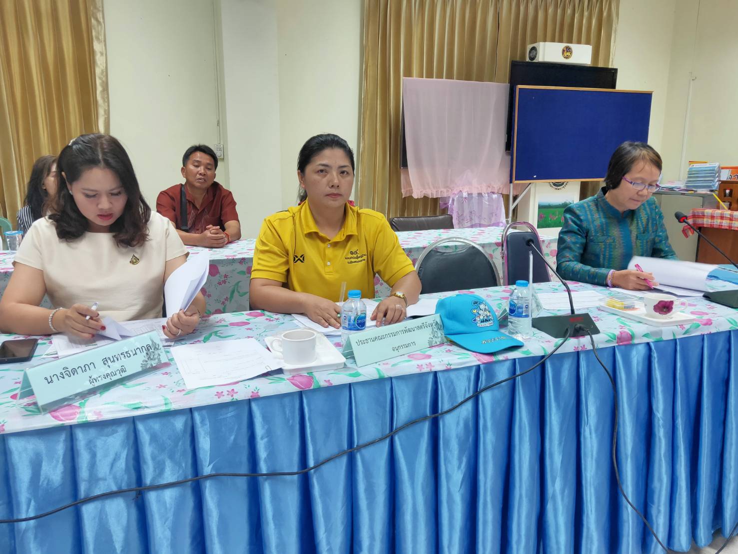 จังหวัดหนองคาย ประชุมคณะอนุกรรมการบริหารกองทุนพัฒนาบทบาทสตรีระดับจังหวัดหนองคาย ครั้งที่ 12/2562