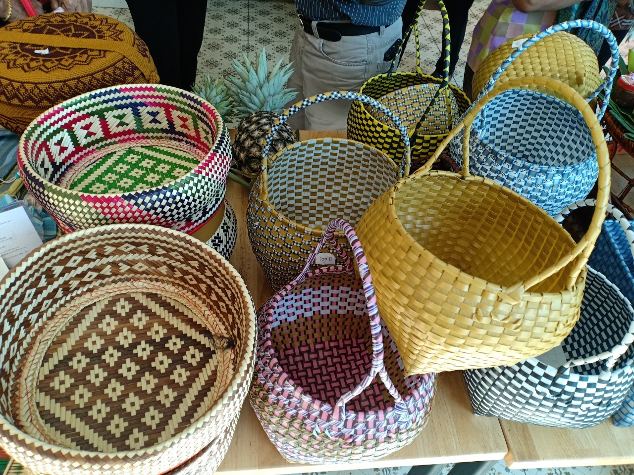 พช.หนองคาย …. ประชุมเชิงปฏิบัติการพัฒนากลุ่มอาชีพสมาชิกกองทุนพัฒนาบทบาทสตรี