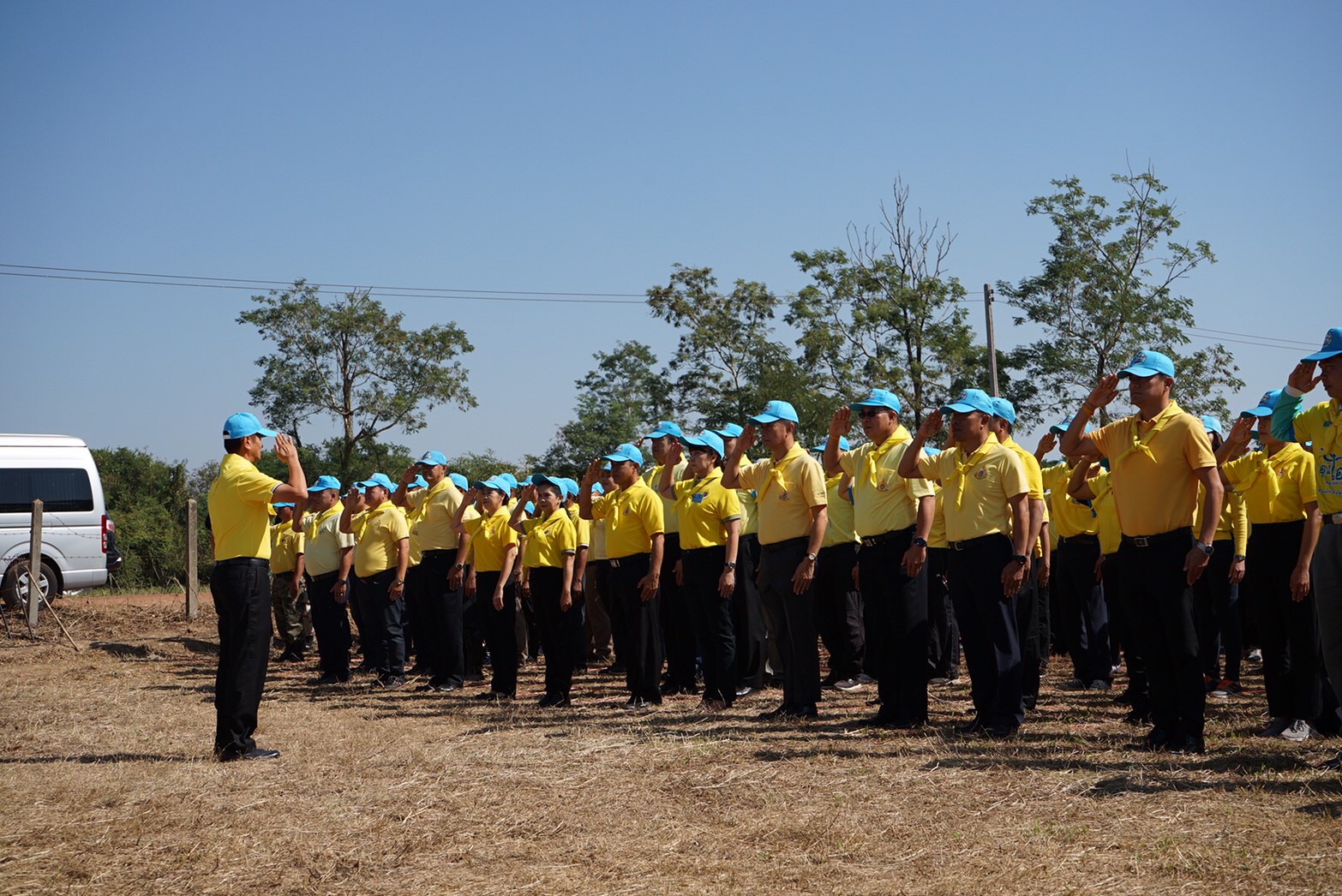 พช.หนองคาย ร่วม กิจกรรมจิตอาสาพัฒนา เนื่องในวันคล้ายวันพระบรมสมภพ พระบาทสมเด็จพระบรมชนกาธิเบศร มหาภูมิพลอดุลยเดชมหาราช บรมนาถบพิตร “กิจกรรมพัฒนาการภูมิทัศน์หนองไผ่เกี้ย”