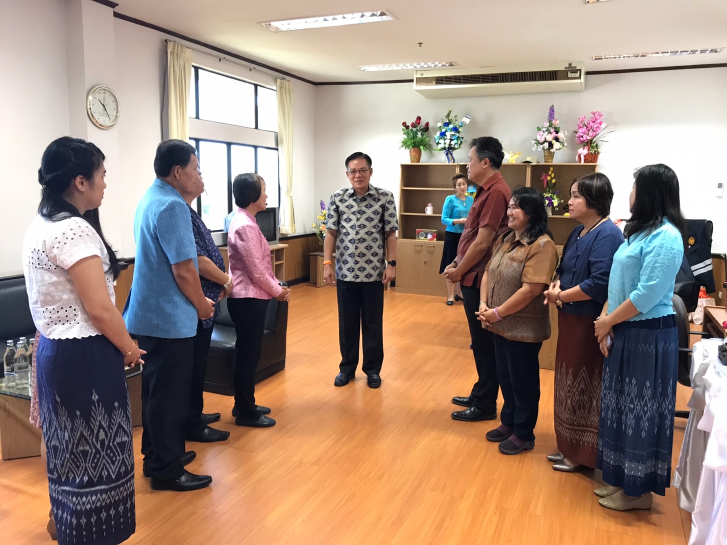 สพจ.หนองคาย เข้าขอพรปีใหม่ จากผู้บริหารจังหวัดหนองคาย