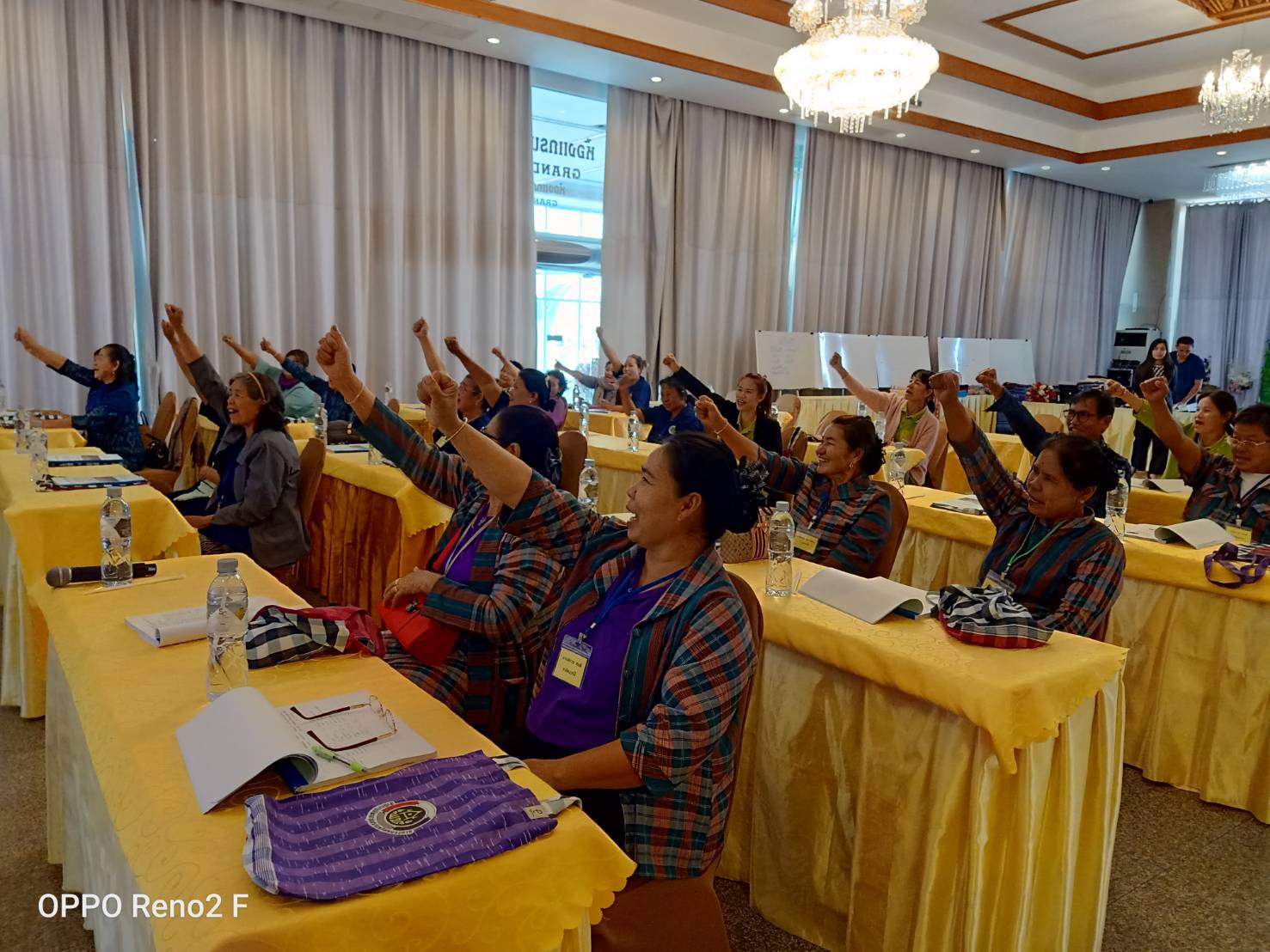 พช.หนองคาย ยกระดับผ้าทออิสานสู่สากล