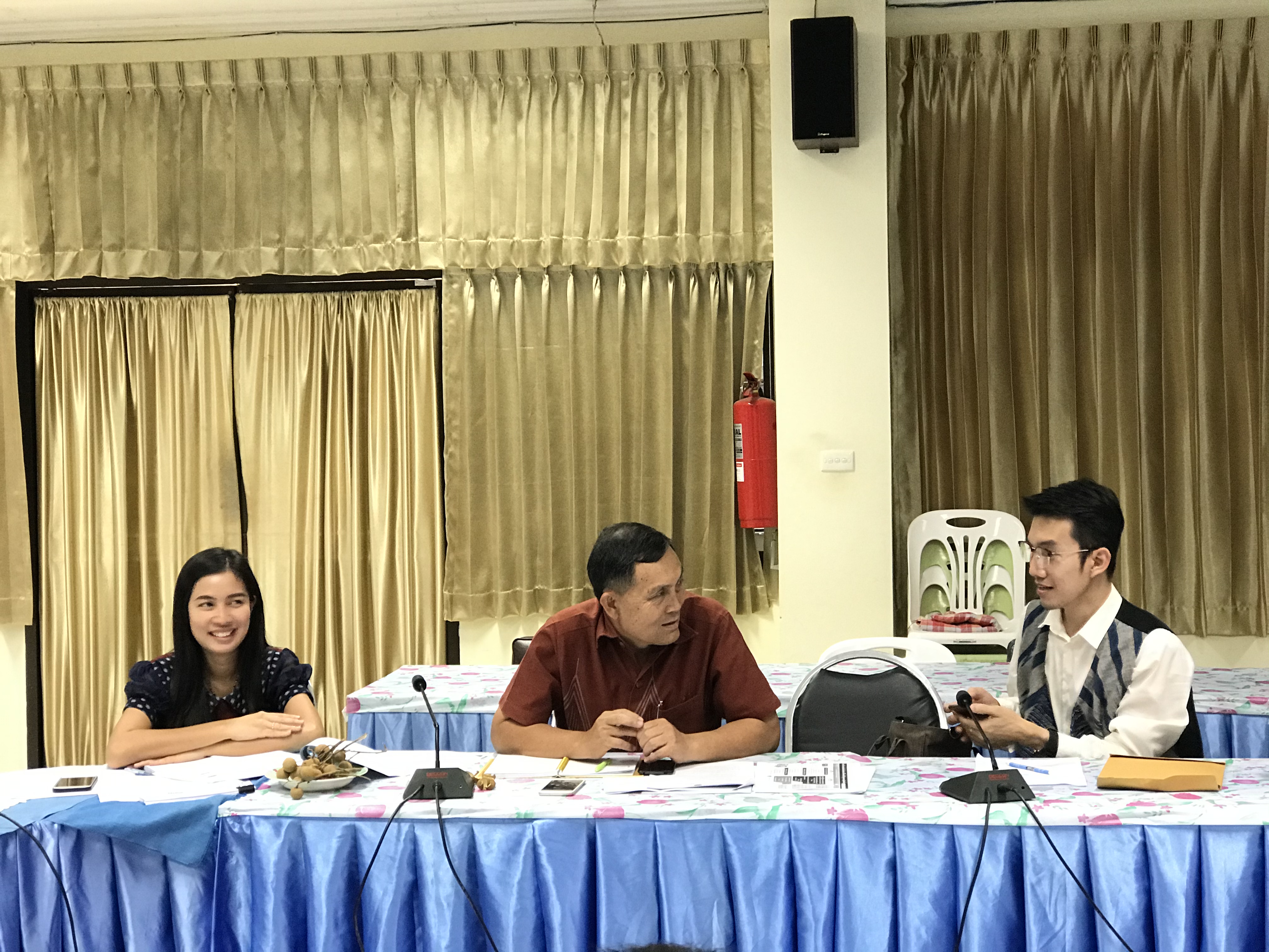 พช.หนองคาย รับฟังการประชุมทางไกลผ่านระบบ Video Conference เพื่อชี้แจงการดำเนินกิจกรรมตามแผนการปฏิบัติงานและแผนการใช้จ่ายงบประมาณ ประจำปีงบประมาณ พ.ศ. 2562 ไปพลางก่อน โครงการพัฒนาศักยภาพชุมชนท่องเที่ยว OTOP นวัตวิถี กิจกรรมที่ 2 พัฒนาศักยภาพผู้ประกอบการเพื่อส่งเสริมการท่องเที่ยวโดยชุมชน