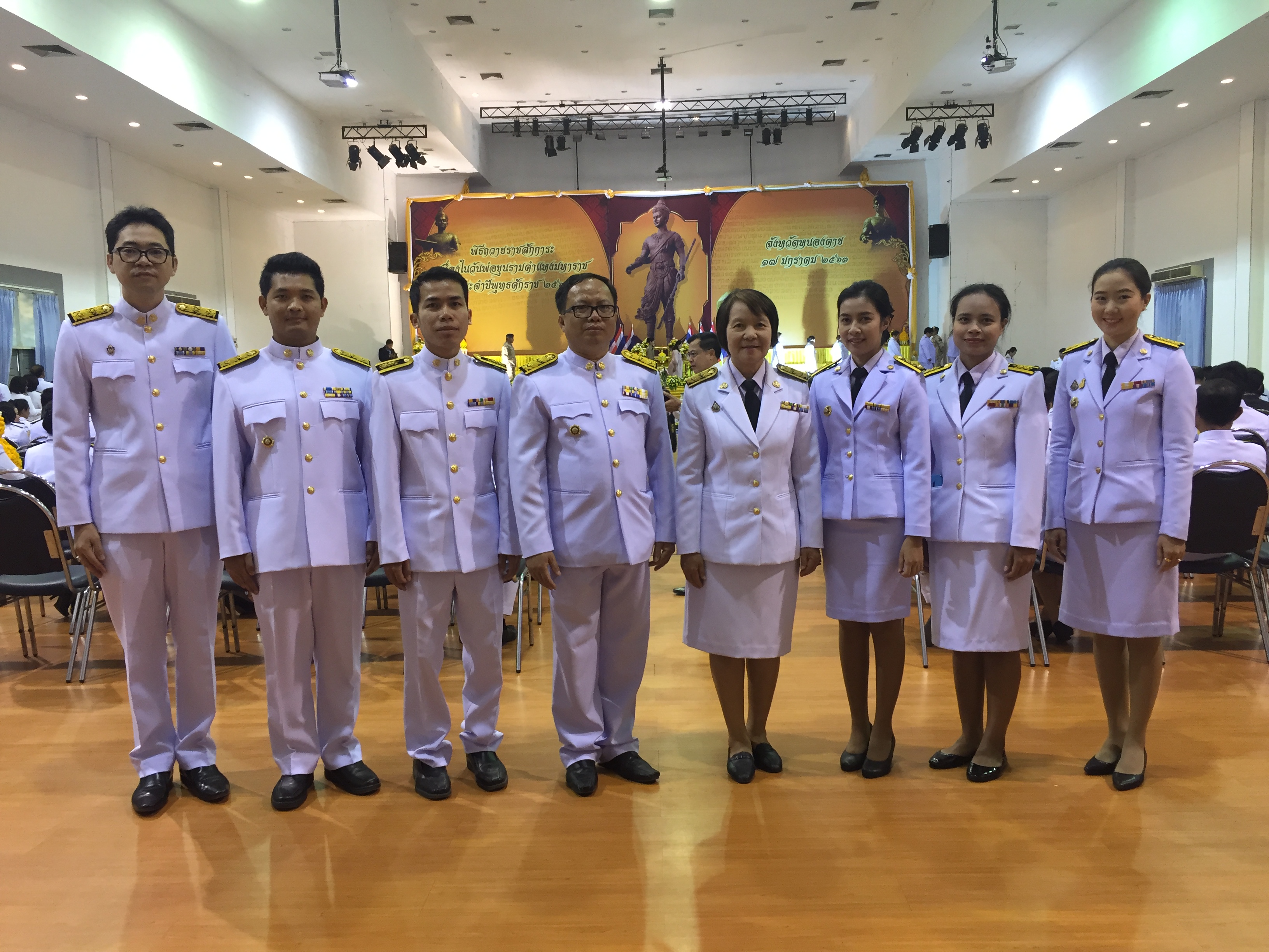 ร่วมพิธีวางพานพุ่มวันพ่อขุนรามคำแห่งมหาราช ประจำปีพุทธศักราช 2563