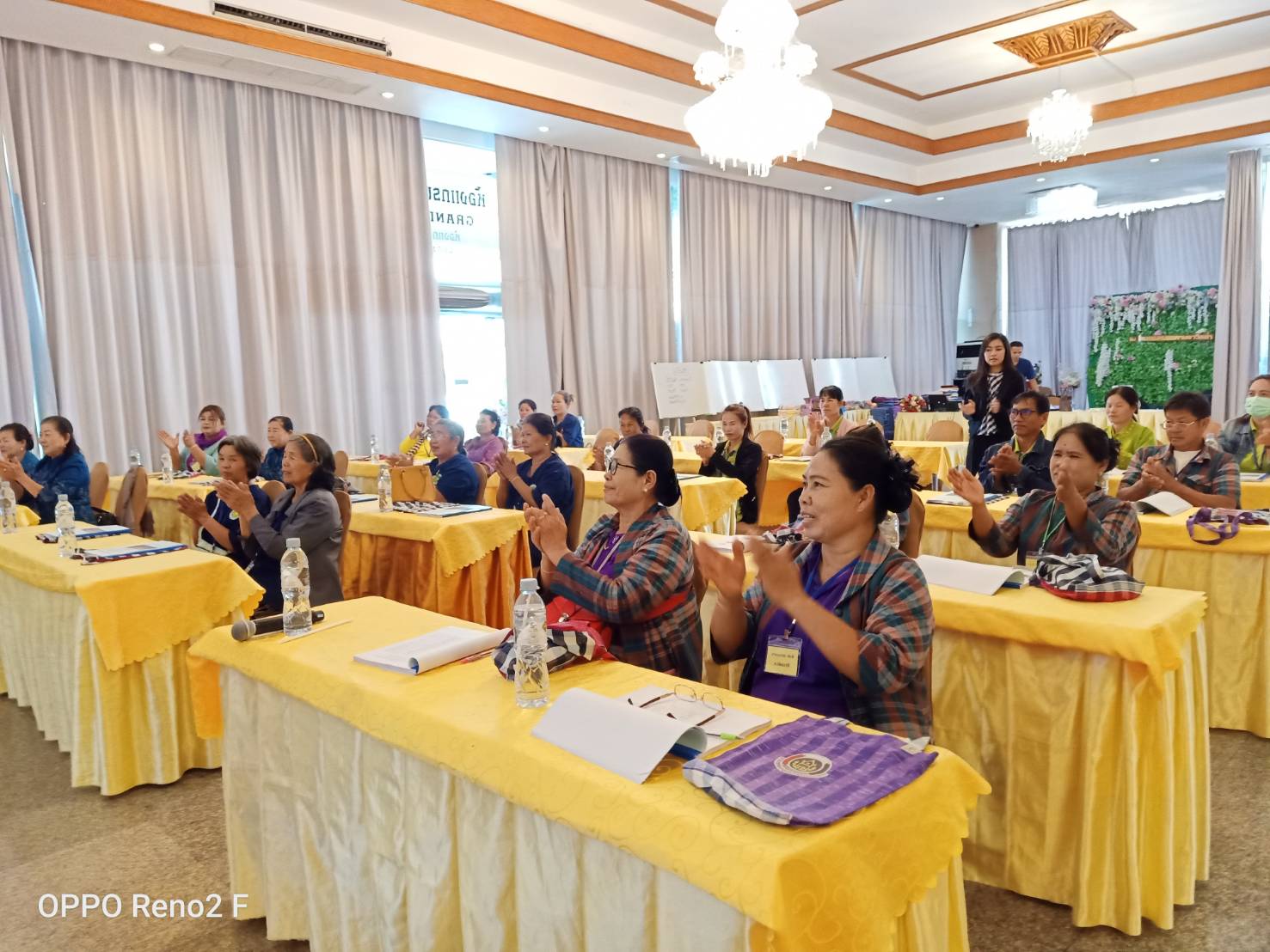 พช.หนองคาย ยกระดับผ้าทออิสานสู่สากล