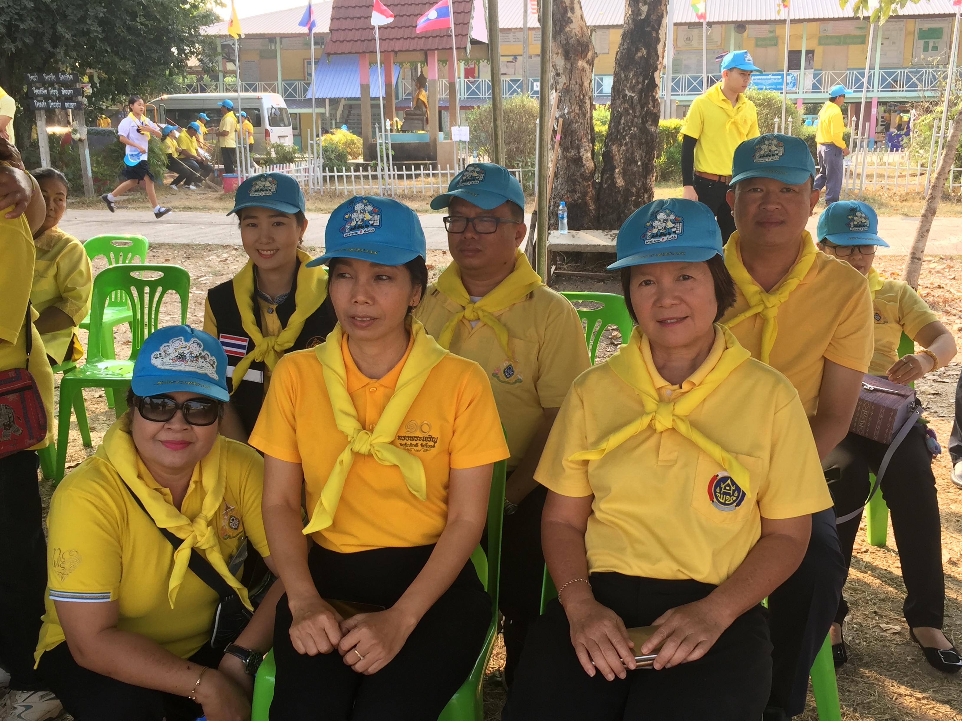 ร่วมกิจกรรมจิตอาสาพัฒนาและปรับปรุงภูมิทัศน์