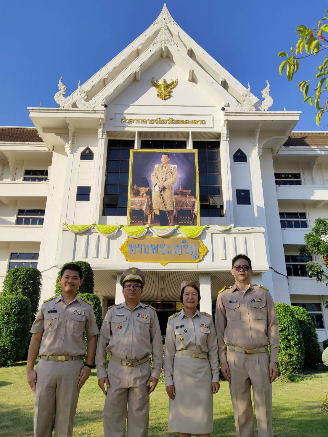 พช.หนองคาย เข้าแถวเคารพธงชาติไทย ประจำวันจันทร์ที่ 6 ม.ค. 63