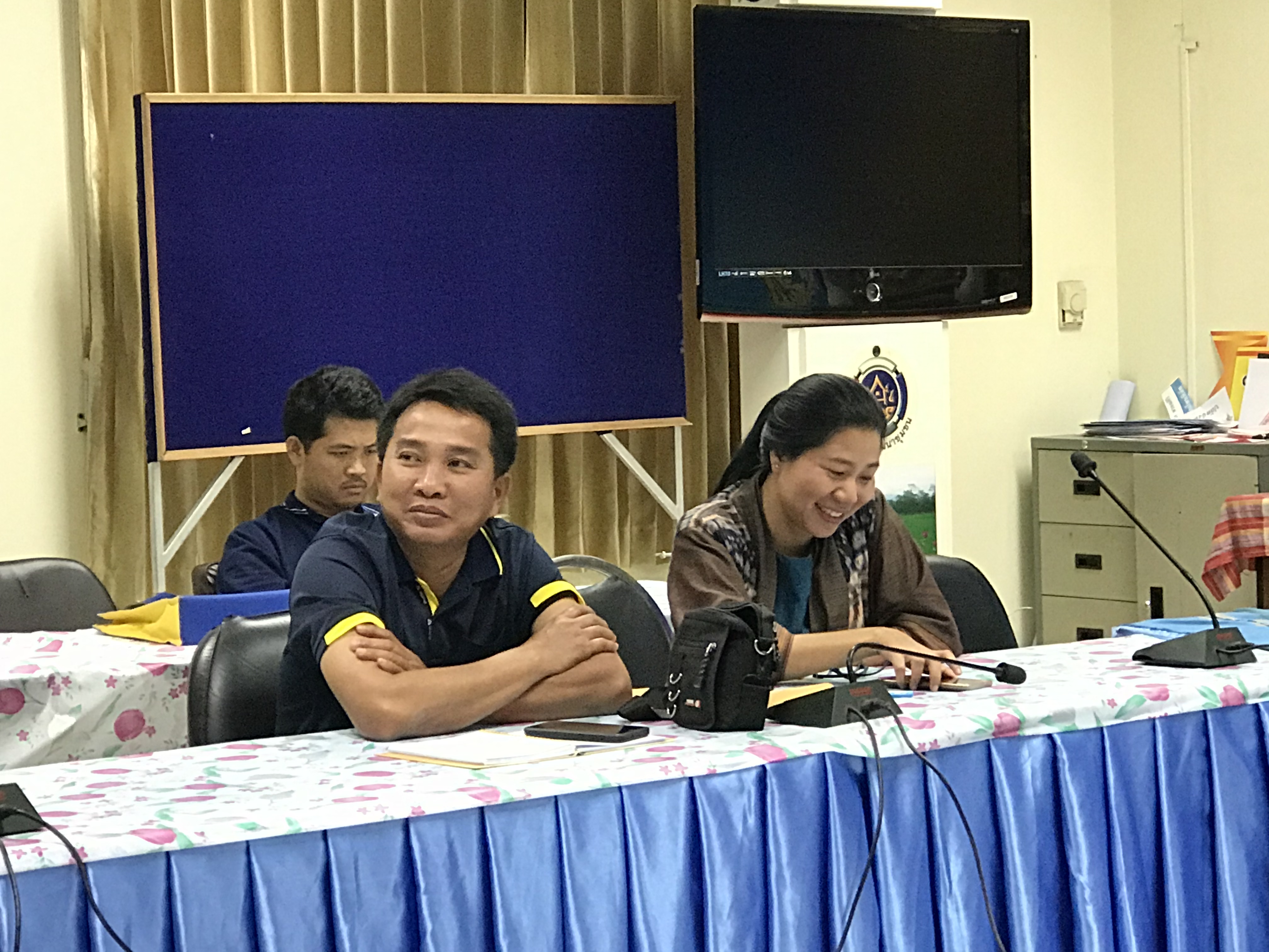 พช.หนองคาย รับฟังการประชุมทางไกลผ่านระบบ Video Conference เพื่อชี้แจงการดำเนินกิจกรรมตามแผนการปฏิบัติงานและแผนการใช้จ่ายงบประมาณ ประจำปีงบประมาณ พ.ศ. 2562 ไปพลางก่อน โครงการพัฒนาศักยภาพชุมชนท่องเที่ยว OTOP นวัตวิถี กิจกรรมที่ 2 พัฒนาศักยภาพผู้ประกอบการเพื่อส่งเสริมการท่องเที่ยวโดยชุมชน