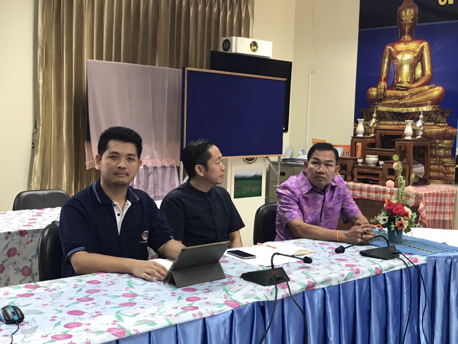 พช.หนองคาย รับชมการประชุมกรมการพัฒนาชุมชน ครั้งที่ 1/2563 ผ่านระบบ TV.พช.