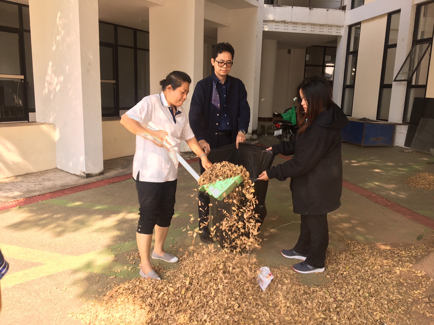 พช.หนองคาย ร่วมกิจกรรมตามแผนปฏิบัติงานโครงการบ้านสวย เมืองงาม “หนองคายเมืองท่องเที่ยวและน่าอยู่ ริมฝั่งโขง”