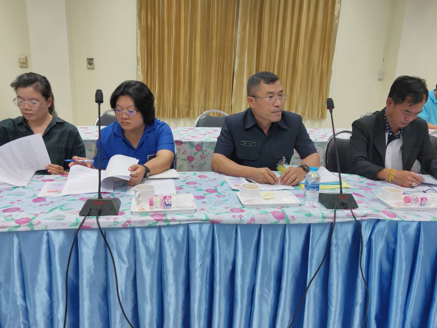 หนองคาย…ประชุม คณะกรรมการขับเคลื่อนศูนย์แสดงและจำหน่ายผลิตภัณฑ์ OTOP จังหวัดหนองคาย ครั้งที่ 1/2563