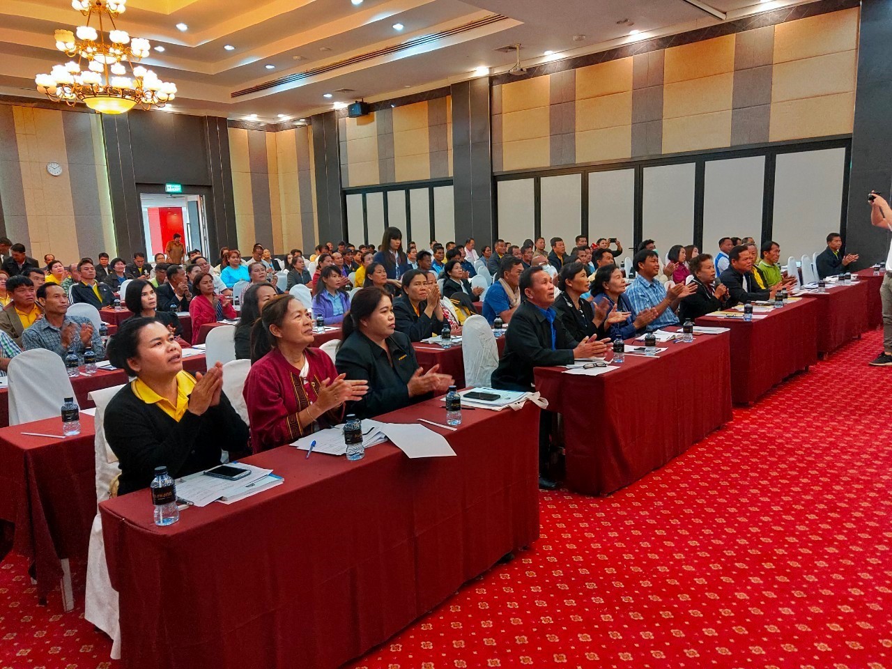 จังหวัดหนองคาย ดำเนิน โครงการฝึกอบรมแกนนำพัฒนาหมู่บ้านเศรษฐกิจพอเพียง ประจำปีงบประมาณ 2563