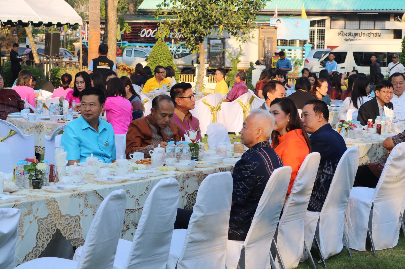 พช.หนองคาย ร่วมสภากาแฟ และแถลงข่าวงานกาชาด ปี 2563