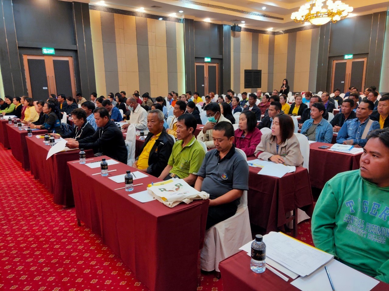 จังหวัดหนองคาย ดำเนิน โครงการฝึกอบรมแกนนำพัฒนาหมู่บ้านเศรษฐกิจพอเพียง ประจำปีงบประมาณ 2563