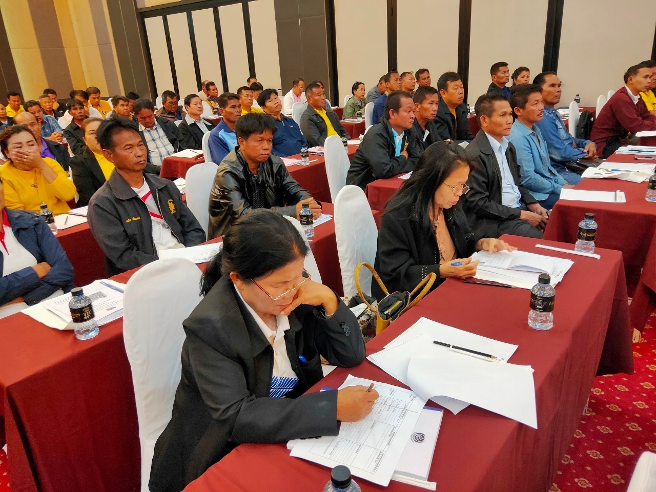 จังหวัดหนองคาย ดำเนิน โครงการฝึกอบรมแกนนำพัฒนาหมู่บ้านเศรษฐกิจพอเพียง ประจำปีงบประมาณ 2563