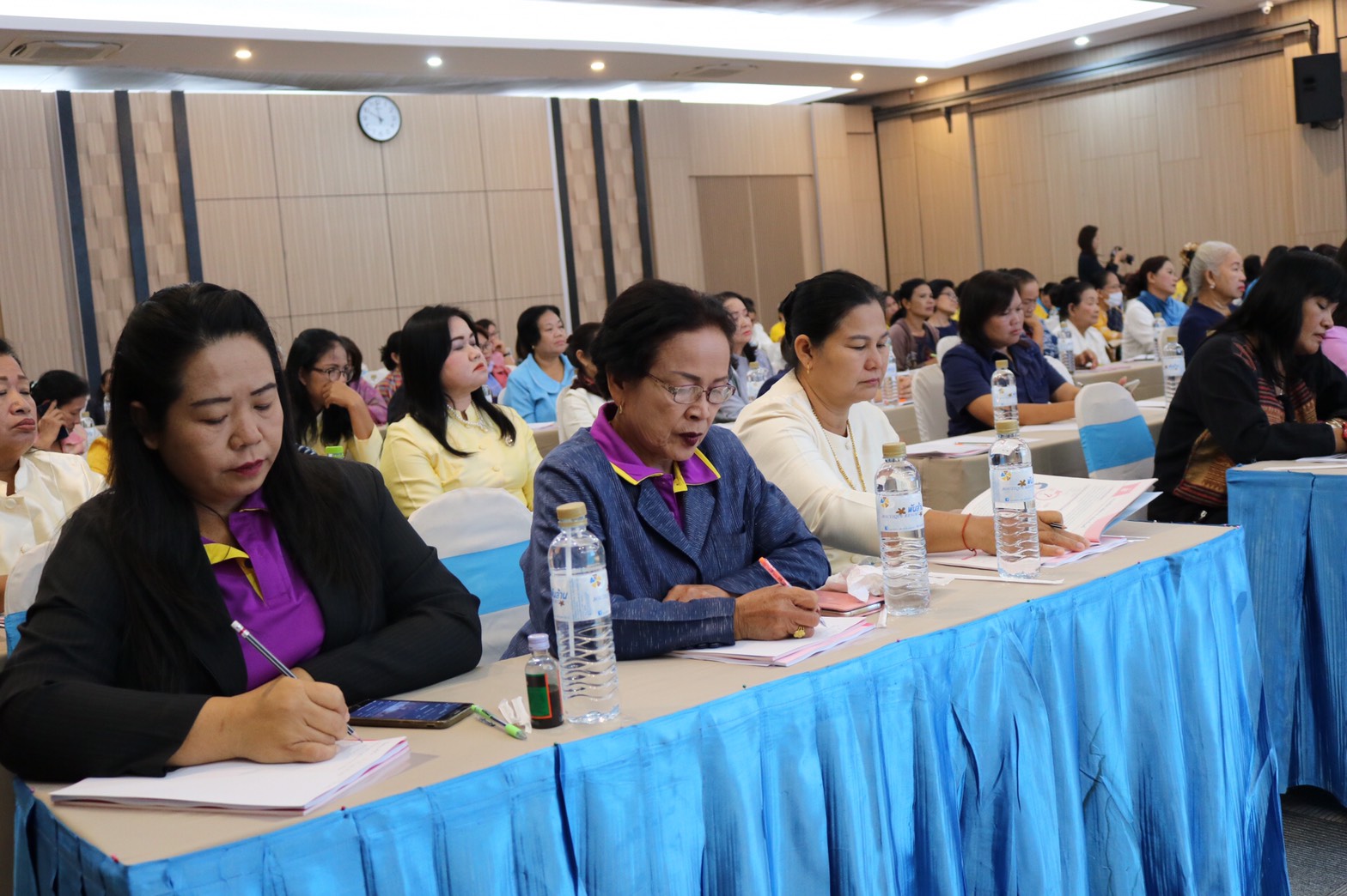 “พช.หนองคาย จัดโครงการขับเคลื่อนยุทธศาสตร์กองทุนพัฒนาบทบาทสตรี กิจกรรม เสริมสร้างทักษะคณะทำงานขับเคลื่อนกองทุนฯ”