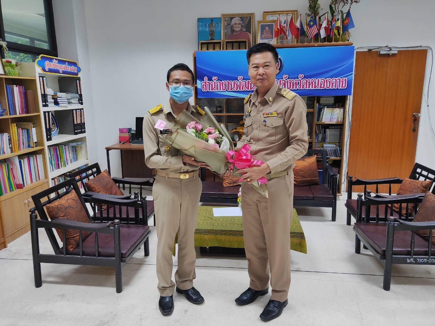 พจ.หนองคาย ต้อนรับข้าราชการใหม่ ที่มารายงานตัว ณ จังหวัดหนองคาย