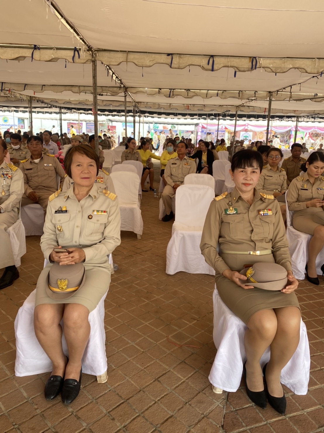 พช.หนองคาย ร่วม พิธีถวายราชสักการะและถวายราชสดุดีพระบาทสมเด็จพระจุลจอมเกล้าเจ้าอยู่หัว เนื่องในวันท้องถิ่นไทย