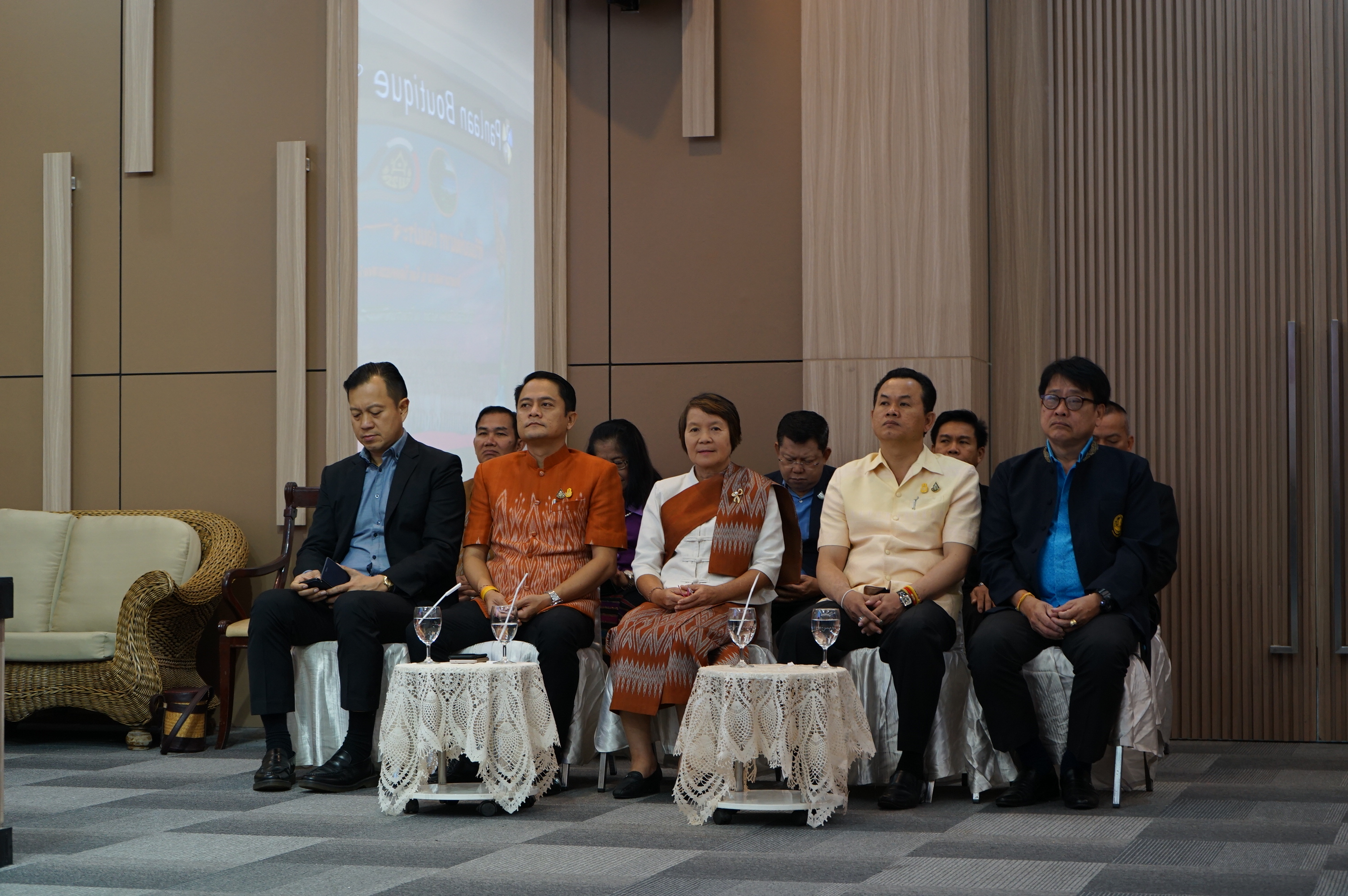 กรมการพัฒนาชุมชน ส่งดวงใจนักพัฒนา 200 ดวง สู่อ้อมอกเมืองบั้งไฟพญานาค จังหวัดหนองคาย