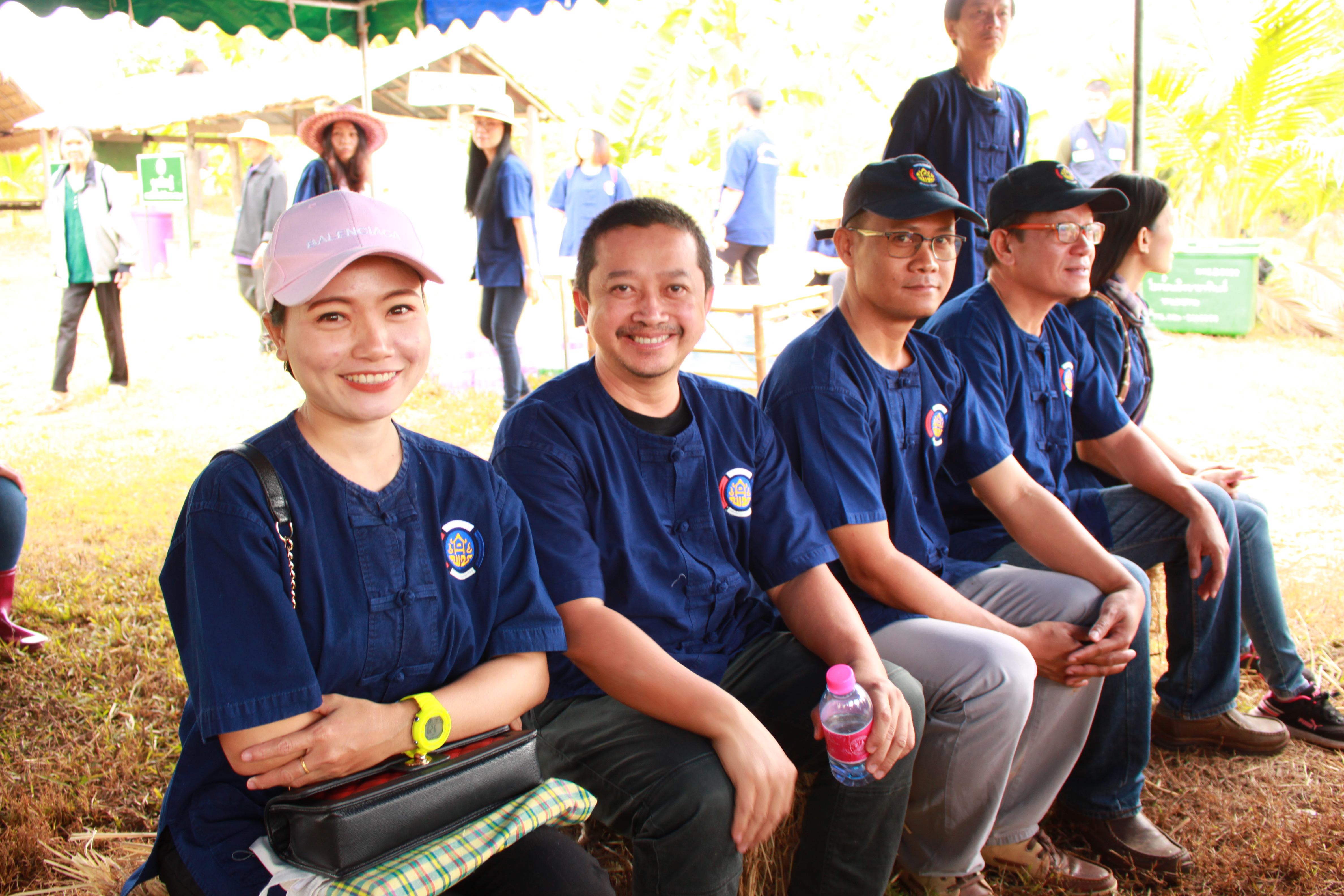 จังหวัดหนองคาย จัดกิจกรรม “พายติ๊บข้าว ไปเอาแฮง แบกบักจกไปขุดดิน” เอามื้อสามัคคี โคก หนอง นา@หนองคาย