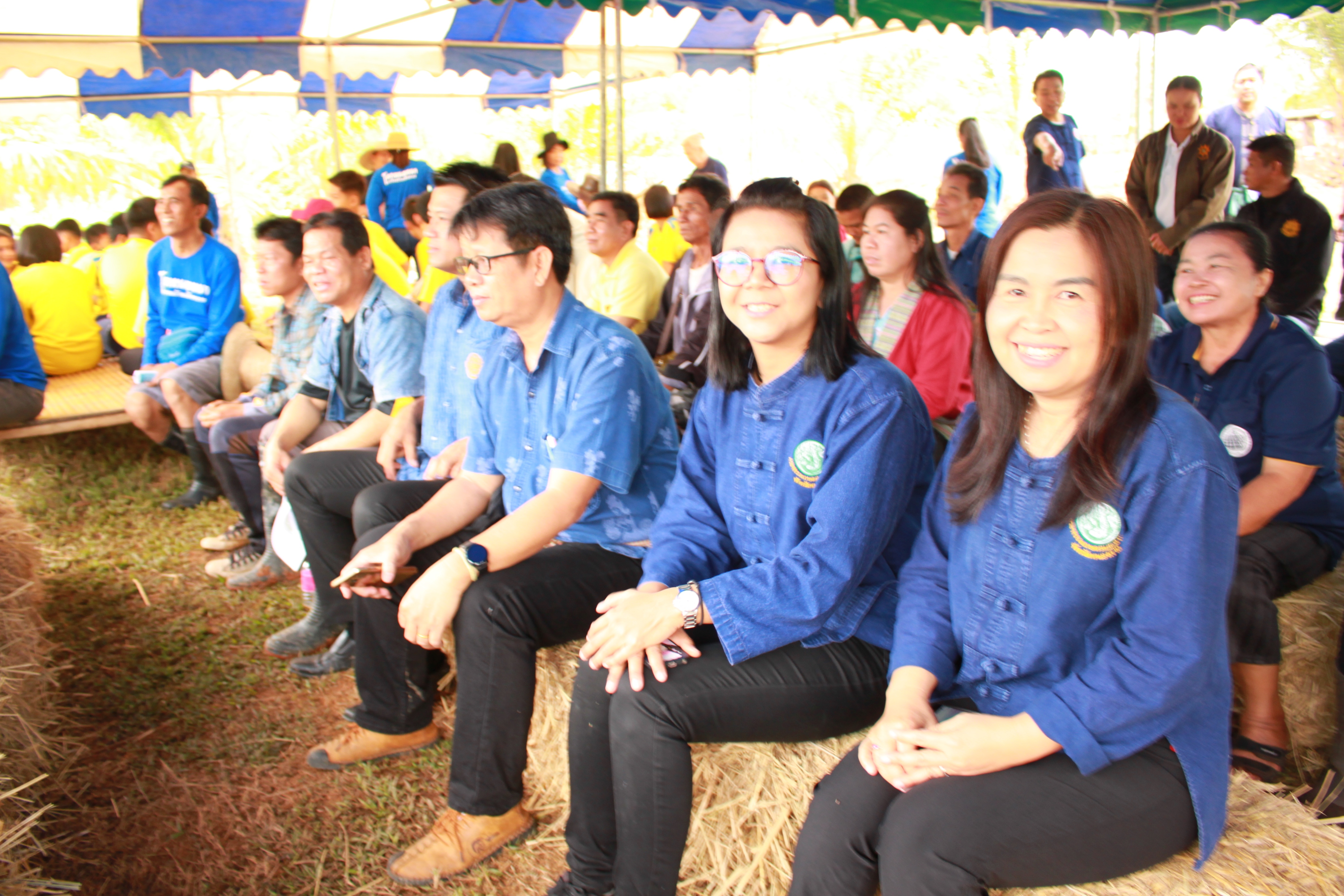 จังหวัดหนองคาย จัดกิจกรรม “พายติ๊บข้าว ไปเอาแฮง แบกบักจกไปขุดดิน” เอามื้อสามัคคี โคก หนอง นา@หนองคาย