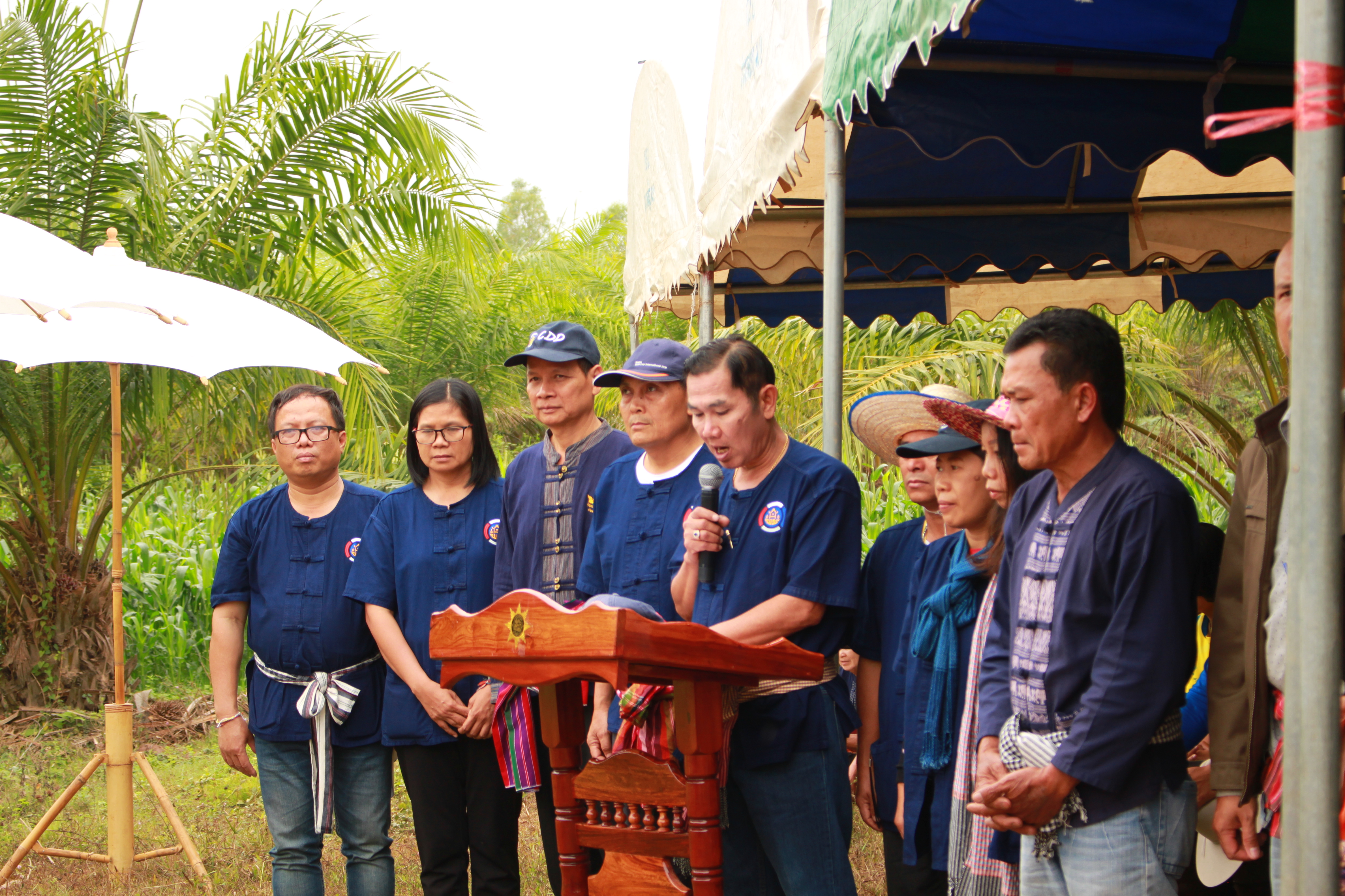 จังหวัดหนองคาย จัดกิจกรรม “พายติ๊บข้าว ไปเอาแฮง แบกบักจกไปขุดดิน” เอามื้อสามัคคี โคก หนอง นา@หนองคาย