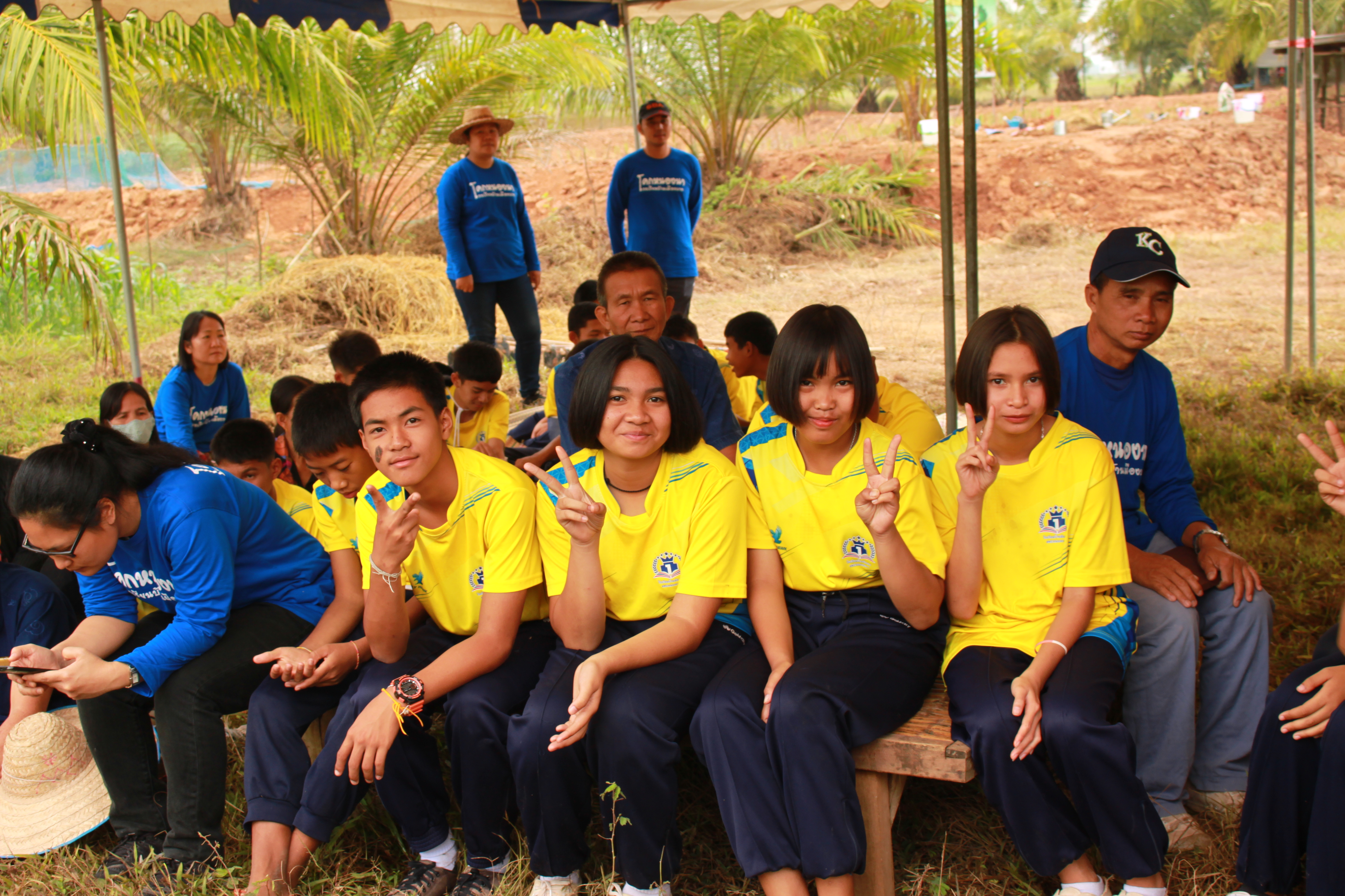 จังหวัดหนองคาย จัดกิจกรรม “พายติ๊บข้าว ไปเอาแฮง แบกบักจกไปขุดดิน” เอามื้อสามัคคี โคก หนอง นา@หนองคาย