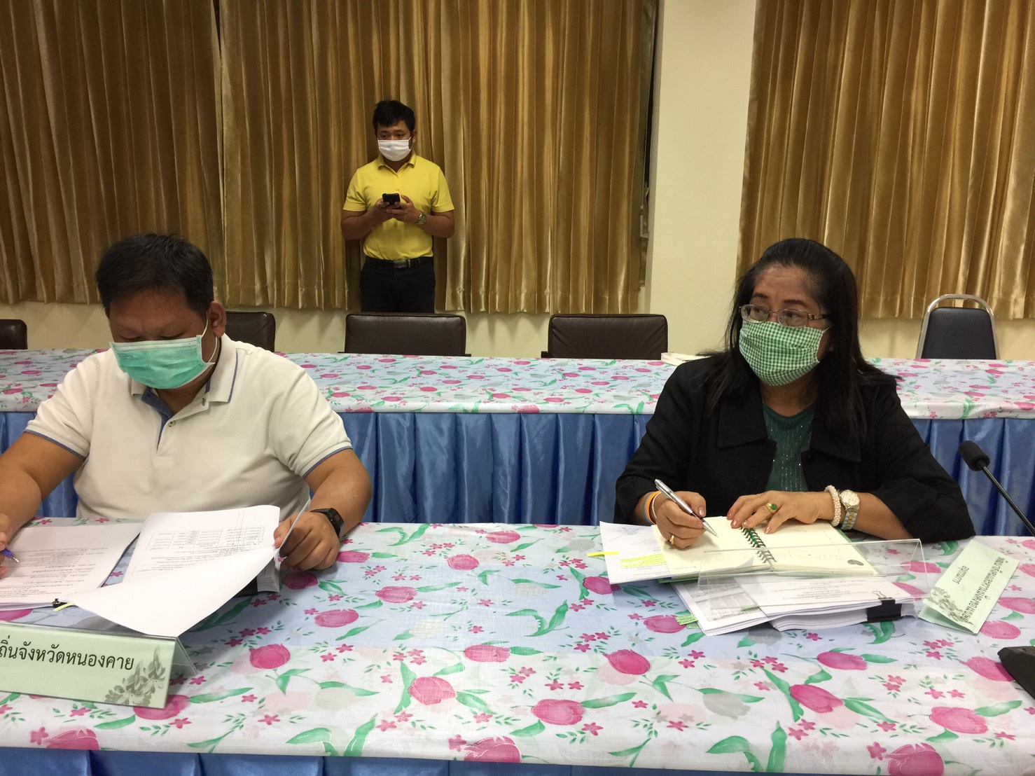 จังหวัดหนองคาย..ประชุมคณะอนุกรรมการบริหารกองทุนพัฒนาบทบาทสตรีระดับจังหวัดหนองคาย ครั้งที่ 6/2563