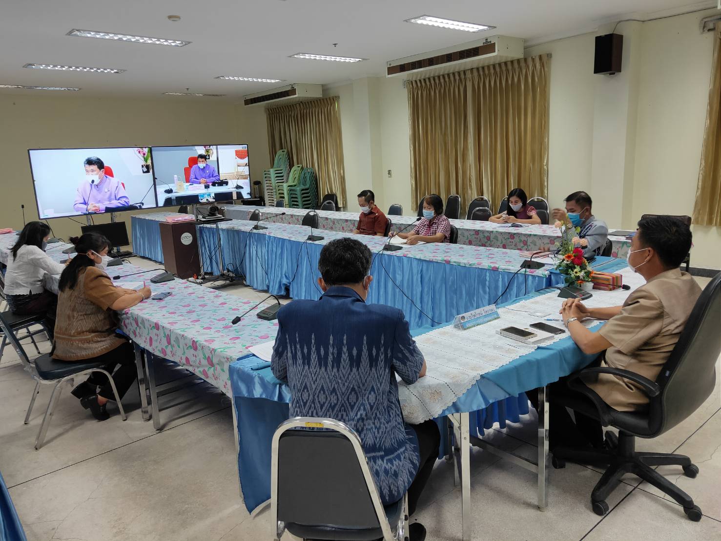พช.หนองคาย รับชมก ารประชุม การขับเคลื่อนแผนปฏิบัติการ 90 วัน “ปลูกผักสวนครัว เพื่อสร้างความมั่นคงทางอาหาร” ผ่านระบบการประชุมทางไกล (Video Conference)