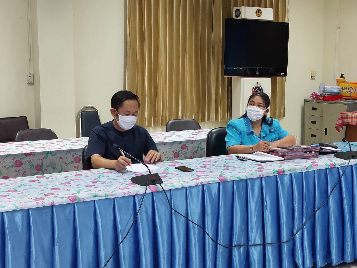 พช.หนองคาย ร่วมรับฟังการประชุมชี้แจงแนวทางการขับเคลื่อนโครงการ/กิจกรรม ตามแผนการปฏิบัติงานและแผนการใช้จ่ายงบประมาณ ประจำปีงบประมาณ พ.ศ. 2563 (ไตรมาส 3-4) ผ่านระบบ Video Conference