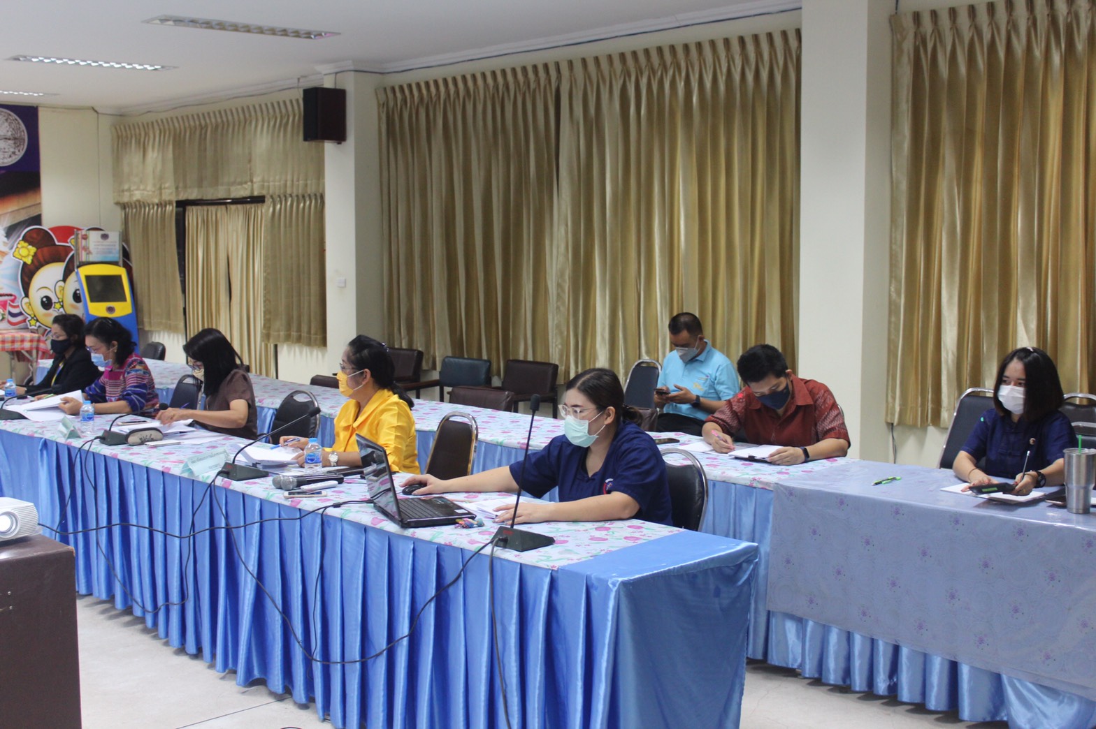 จังหวัดหนองคาย… ประชุมคณะอนุกรรมการบริหารกองทุนพัฒนาบทบาทสตรีระดับจังหวัดหนองคาย ครั้งที่ 7/2563