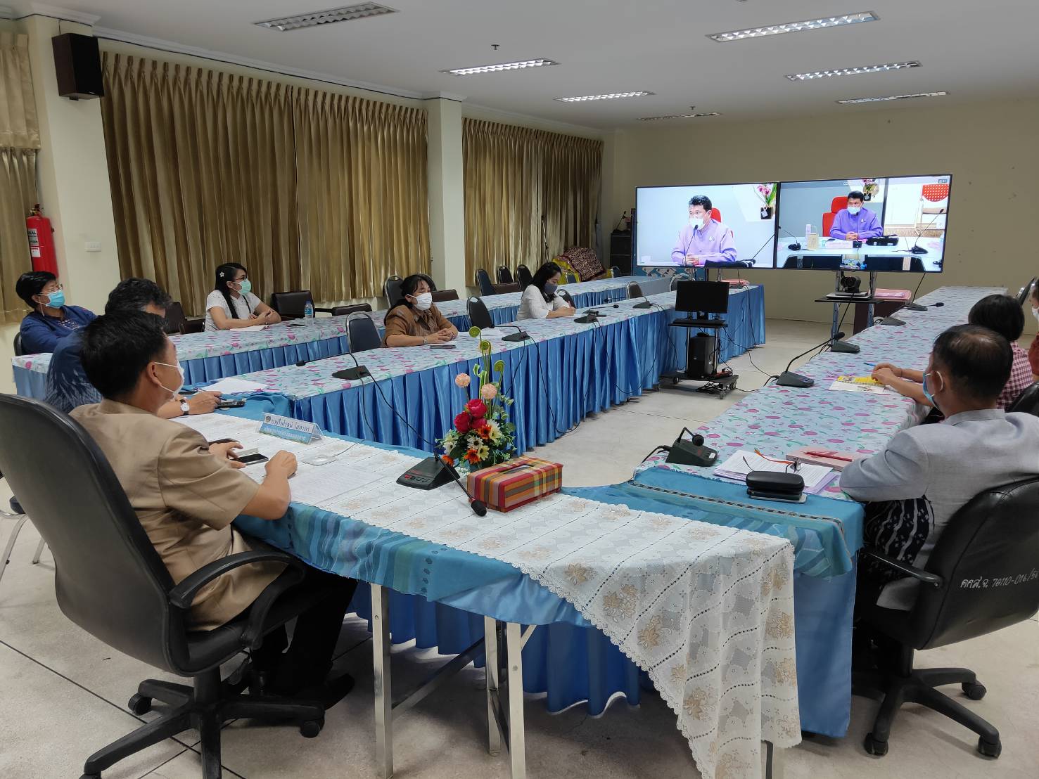 พช.หนองคาย รับชมก ารประชุม การขับเคลื่อนแผนปฏิบัติการ 90 วัน “ปลูกผักสวนครัว เพื่อสร้างความมั่นคงทางอาหาร” ผ่านระบบการประชุมทางไกล (Video Conference)