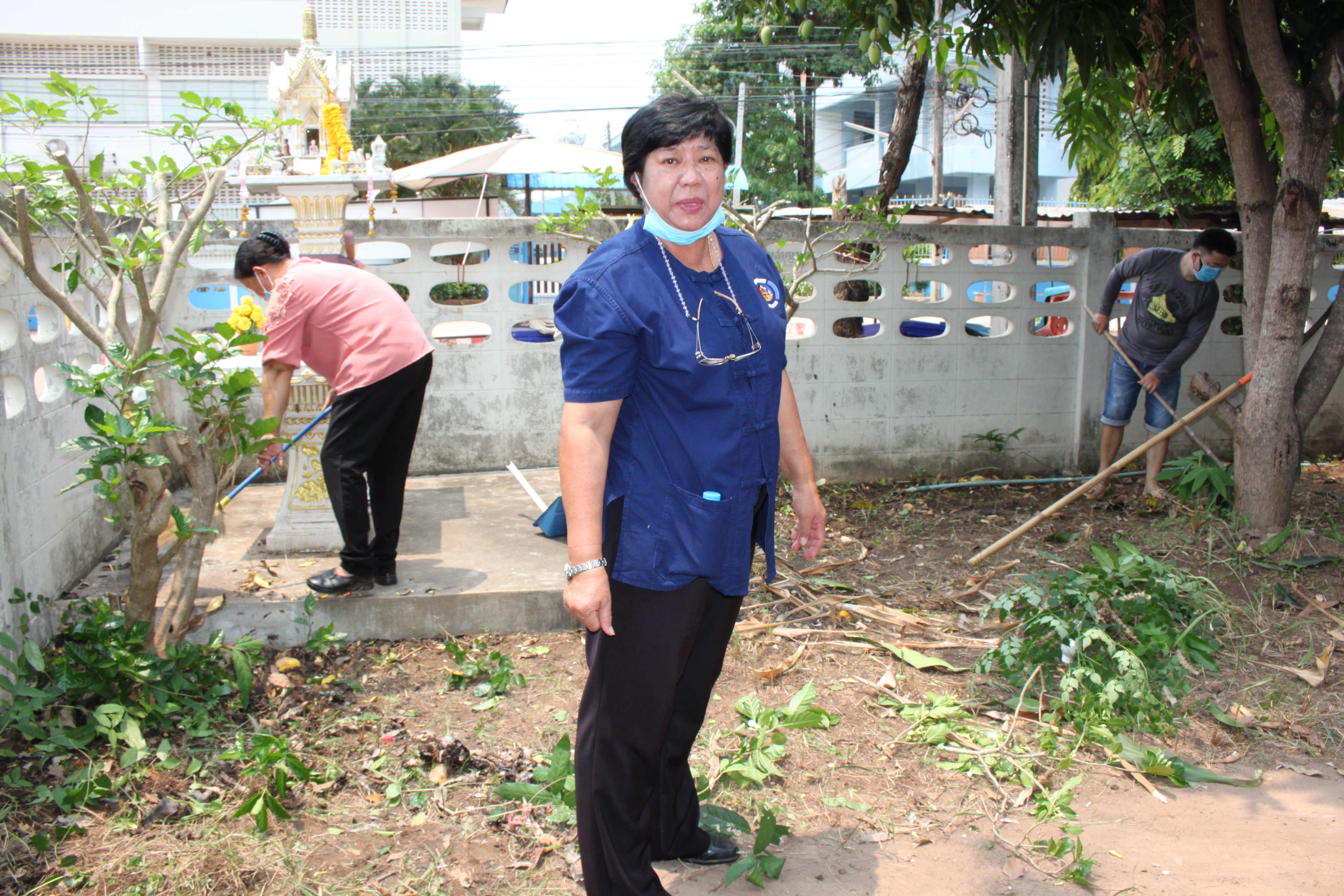 พช.หนองคาย ปลูกผักสวนครัว ขับเคลื่อนแผนปฎิบัติการ 90 วัน”