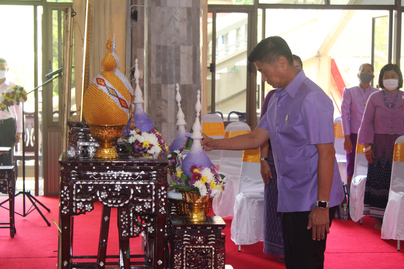 หนองคาย….จัดพิธีทอดผ้าป่าสมทบกองทุนพัฒนาเด็กชนบทฯ ณ วัดโพธิ์ชัย พระอารามหลวง