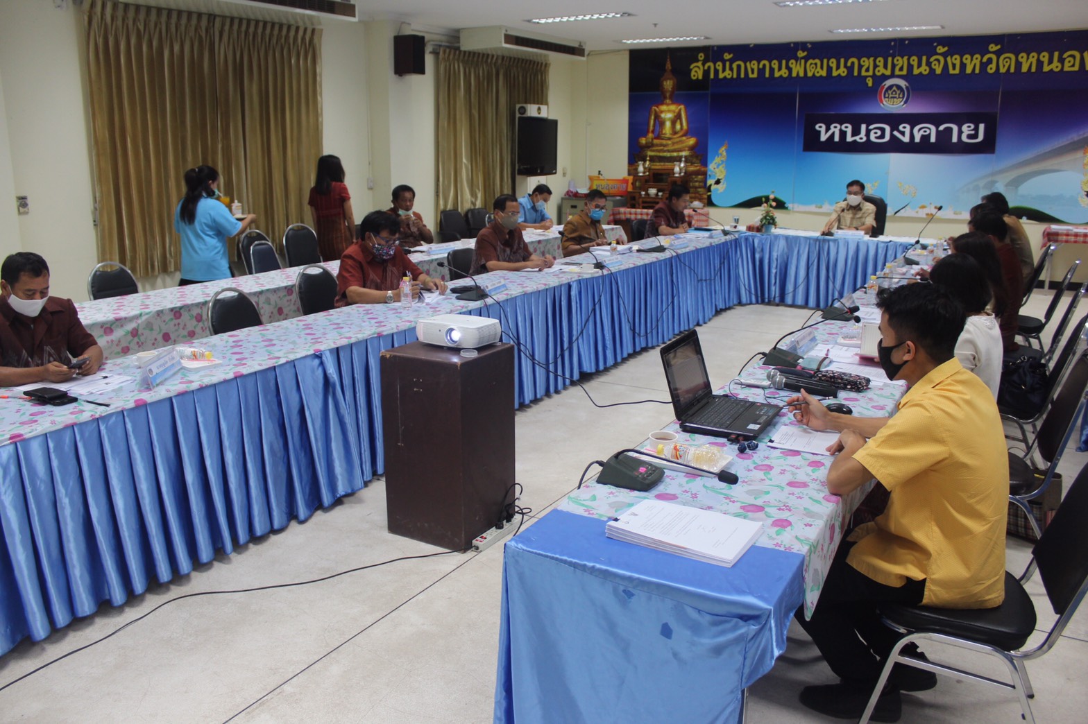 ประชุมประจำเดือน ห้วหน้ากลุ่มงาน หัวหน้าฝ่าย พัฒนาการอำเภอ และนักวิชาการพัฒนาชุมชน สำนักงานพัฒนาชุมชนจังหวัดหนองคาย ครั้งที่ 4/2563