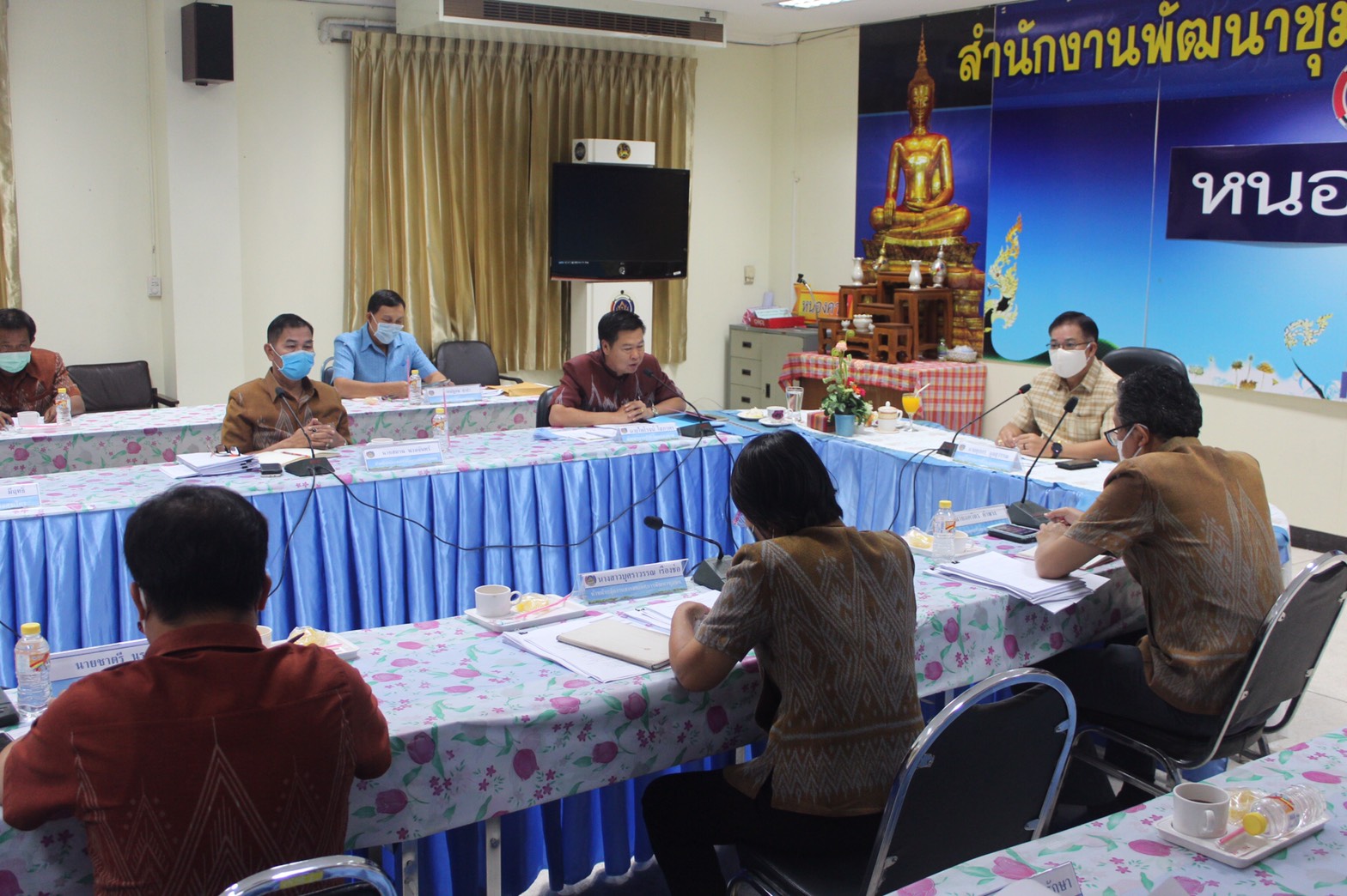 ประชุมประจำเดือน ห้วหน้ากลุ่มงาน หัวหน้าฝ่าย พัฒนาการอำเภอ และนักวิชาการพัฒนาชุมชน สำนักงานพัฒนาชุมชนจังหวัดหนองคาย ครั้งที่ 4/2563