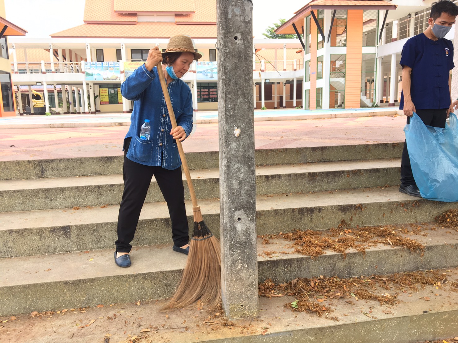 พช.หนองคาย ร่วมกิจกรรมตามแผนปฏิบัติงานโครงการบ้านสวย เมืองงาม “หนองคายเมืองท่องเที่ยวและน่าอยู่ ริมฝั่งโขง”