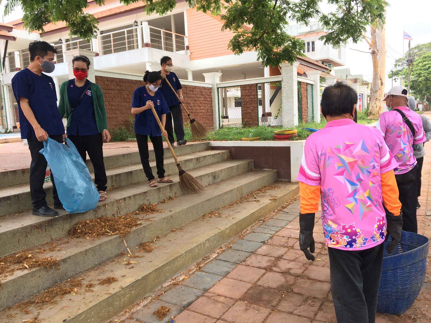 พช.หนองคาย ร่วมกิจกรรมตามแผนปฏิบัติงานโครงการบ้านสวย เมืองงาม “หนองคายเมืองท่องเที่ยวและน่าอยู่ ริมฝั่งโขง”