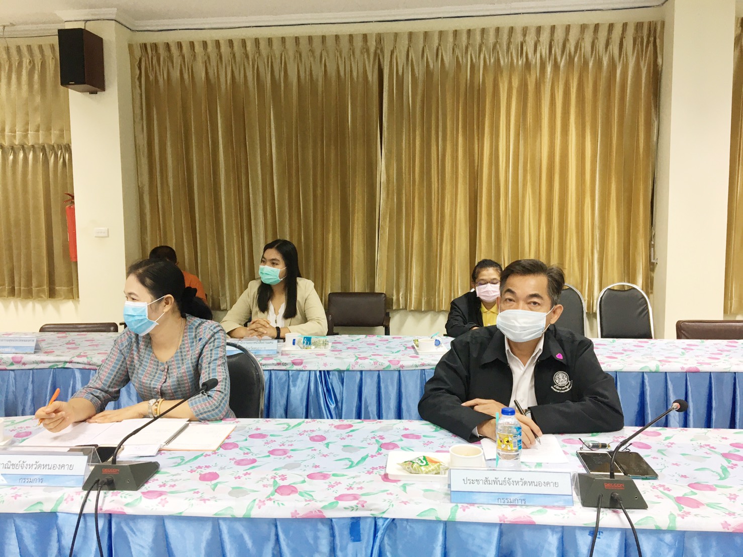 หนองคาย … ประชุมคณะกรรมการขับเคลื่อนศูนย์แสดงและจำหน่ายผลิตภัณฑ์ OTOP จังหวัดหนองคาย ครั้งที่ 2/2563