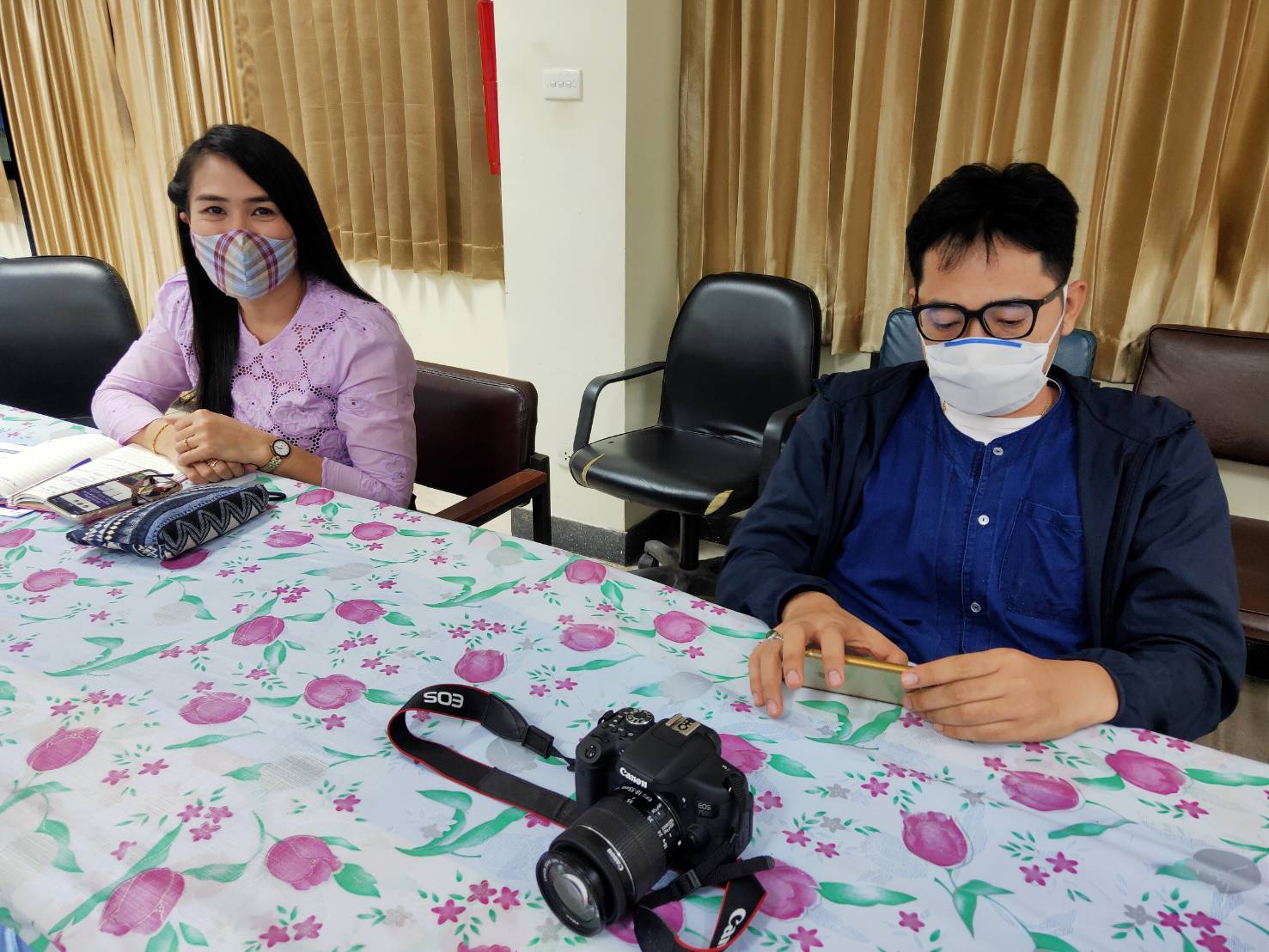 อพช. มอบนโยบายแก่ นักการตลาดรุ่นใหม่ (OTOP) ผ่านระบบ VDO Conference