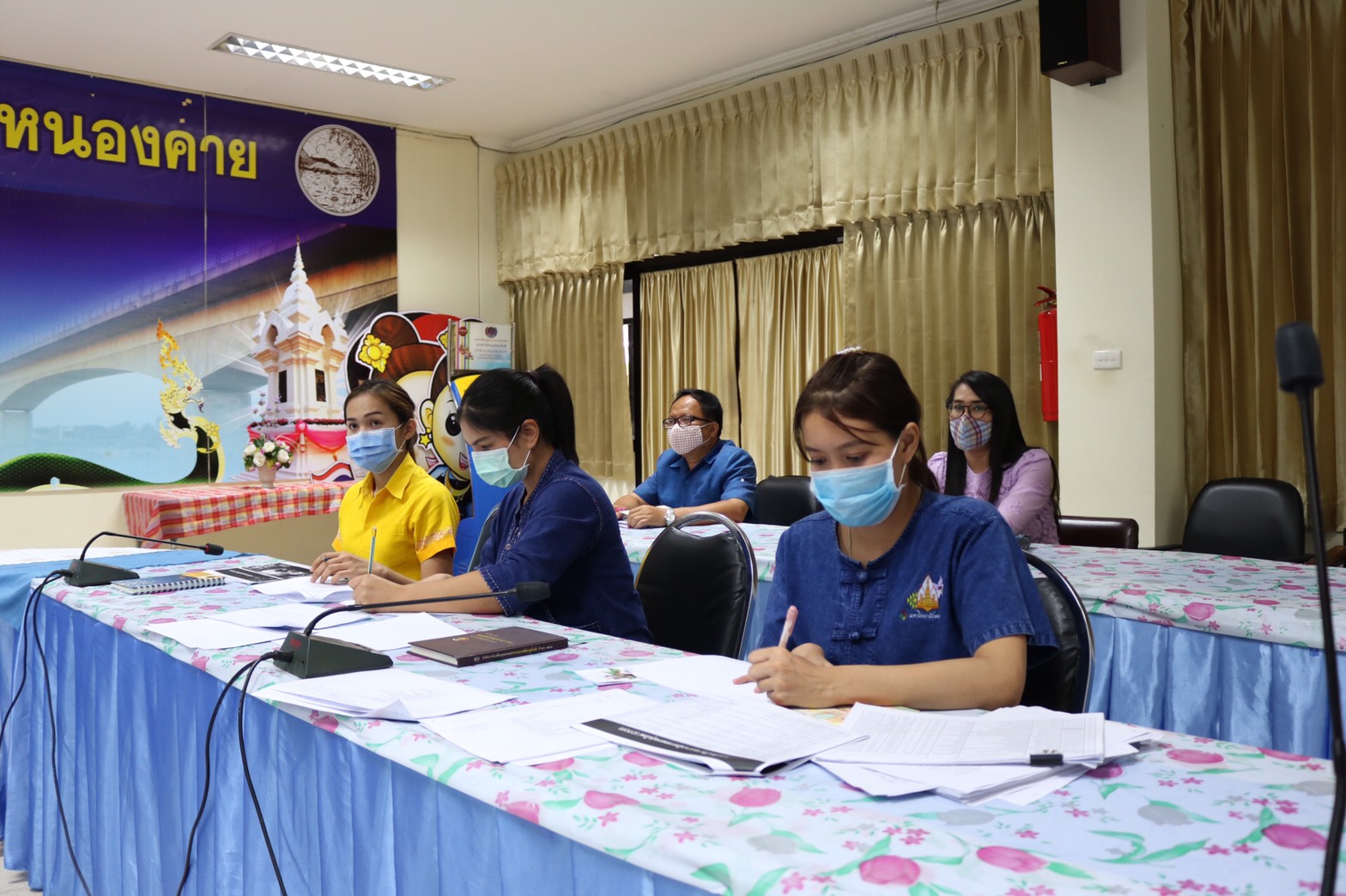 อพช. มอบนโยบายแก่ นักการตลาดรุ่นใหม่ (OTOP) ผ่านระบบ VDO Conference