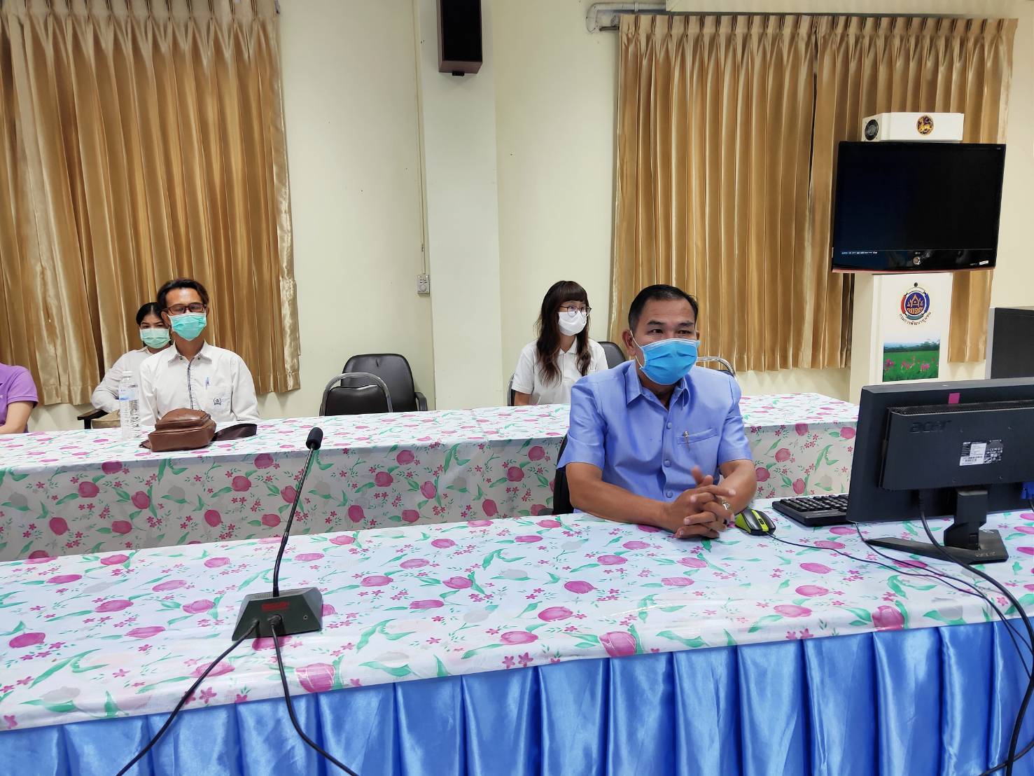 หนองคาย … คัดเลือกบุคคลเพื่อจ้างเอกชนดำเนินการ (บุคคลภายนอก) โครงการส่งเสริมนักการตลาดรุ่นใหม่ (OTOP) ตำแหน่ง นักการตลาดรุ่นใหม่ (OTOP) จำนวน 3 อัตรา